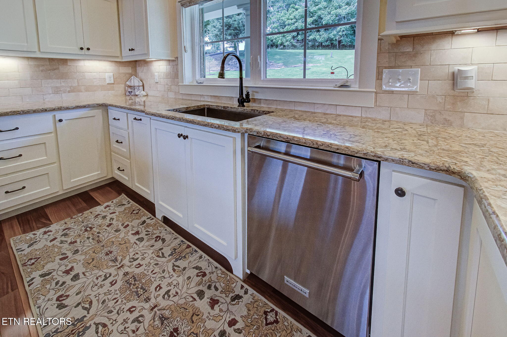 137 E Shore Drive Rockwood TN 37854