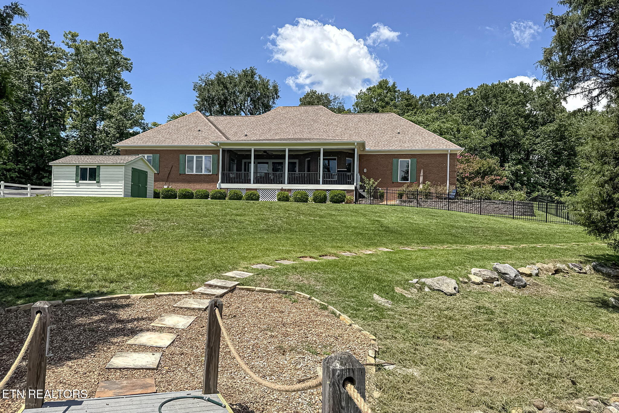 137 E Shore Drive Rockwood TN 37854
