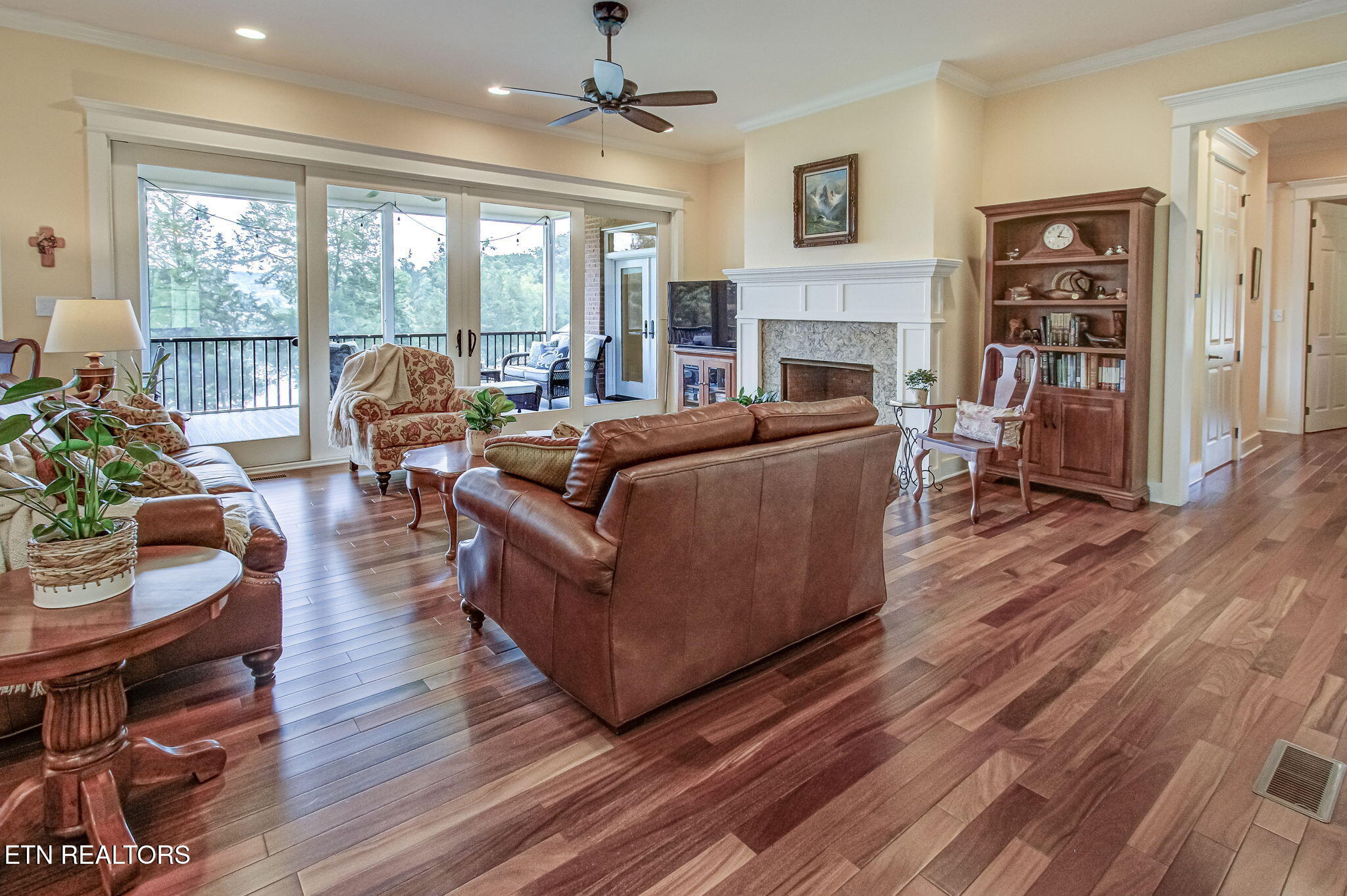 137 E Shore Drive Rockwood TN 37854