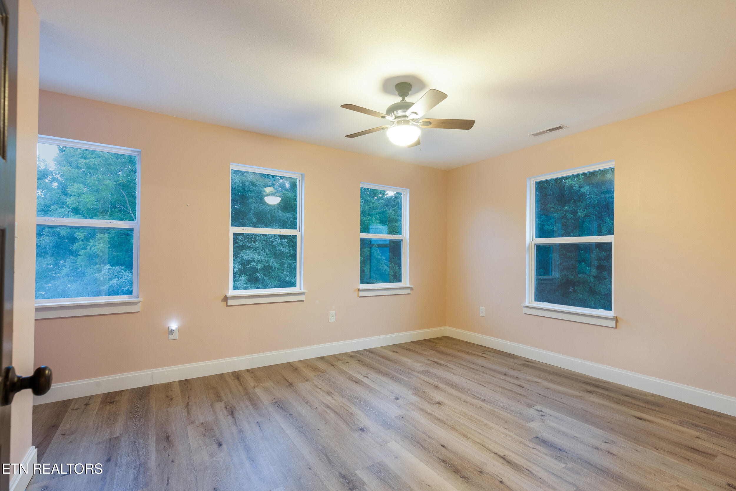 329 Rayford Circle Rutledge TN 37861