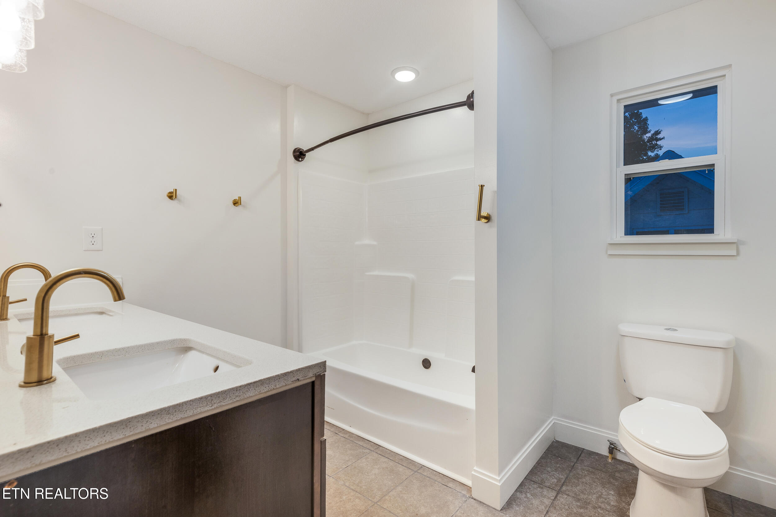 329 Rayford Circle Rutledge TN 37861