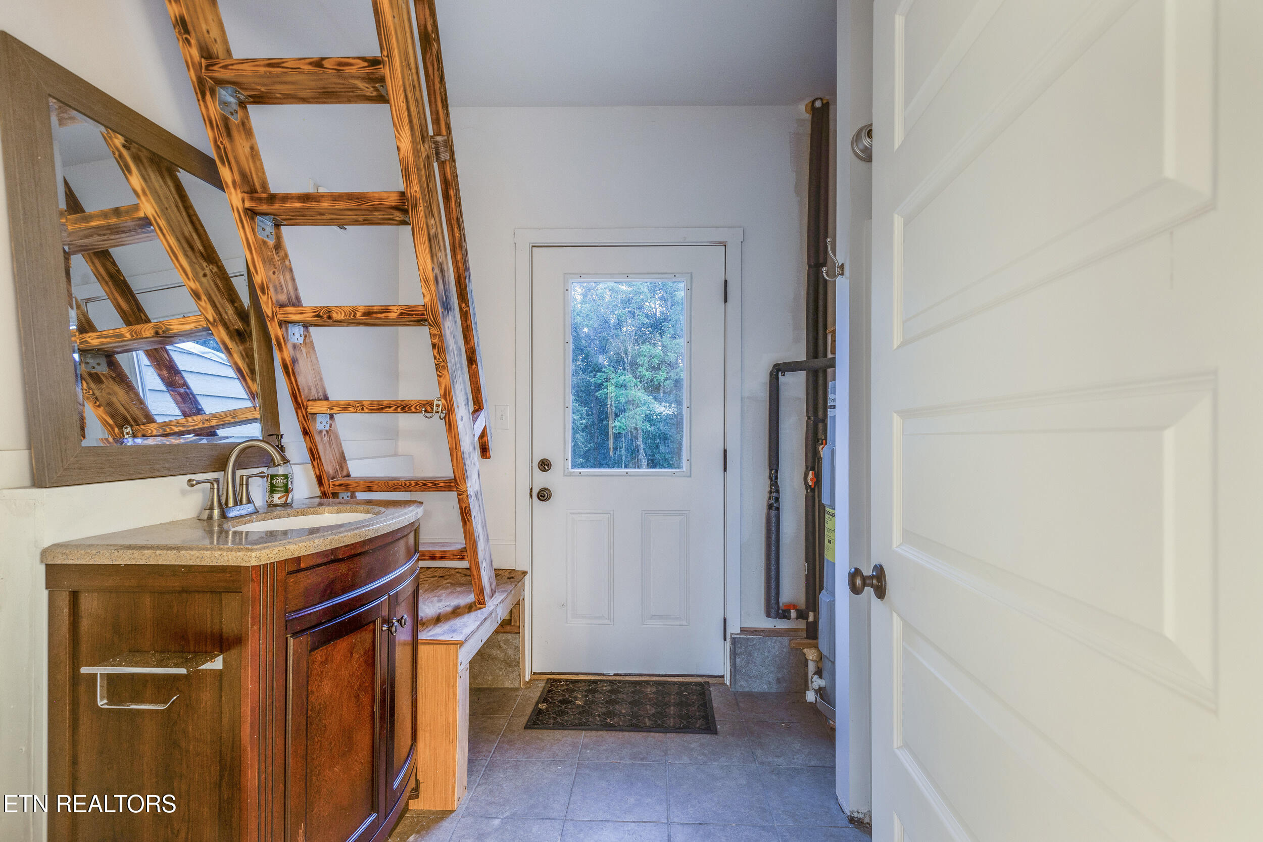 329 Rayford Circle Rutledge TN 37861