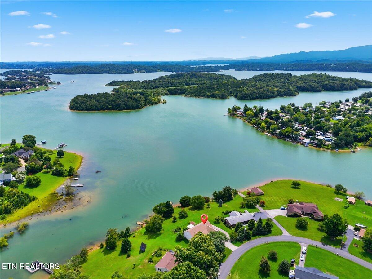 1670 Brookview Drive Dandridge TN 37725