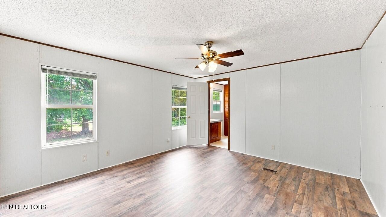 5275 Tennessee 33 New Tazewell TN 37825