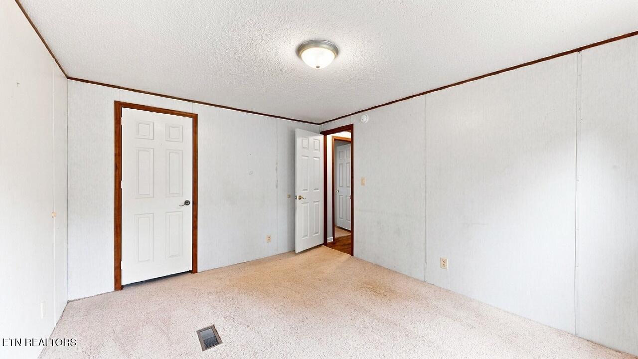 5275 Tennessee 33 New Tazewell TN 37825
