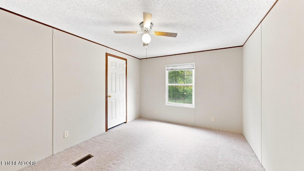 5275 Tennessee 33 New Tazewell TN 37825