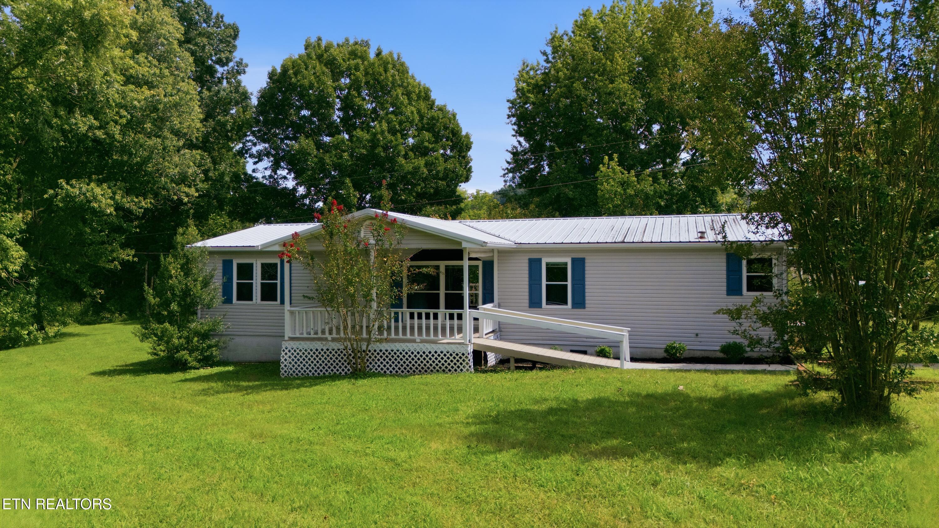 5275 Tennessee 33 New Tazewell TN 37825