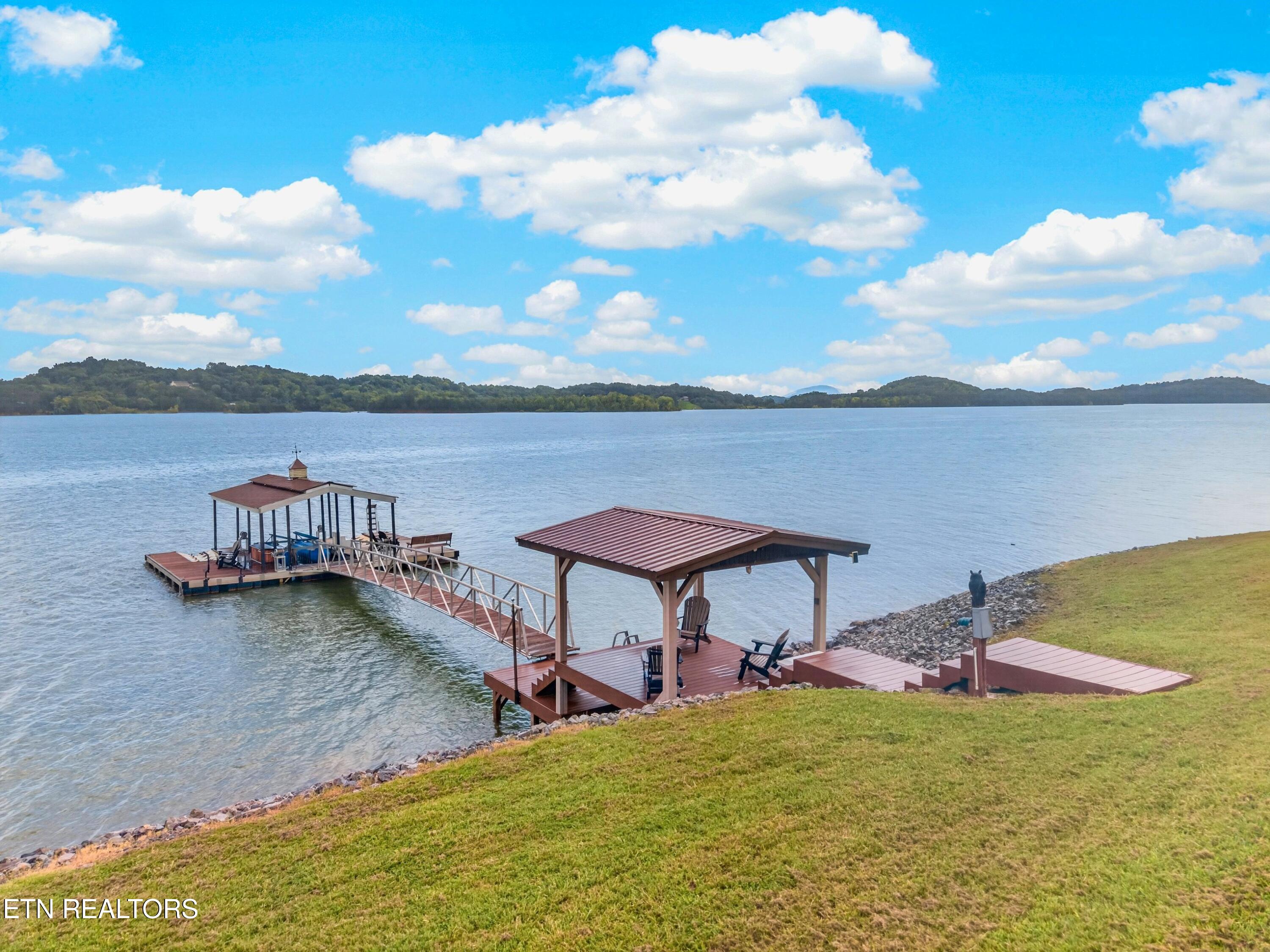 468 Trotline Road Dandridge TN 37725