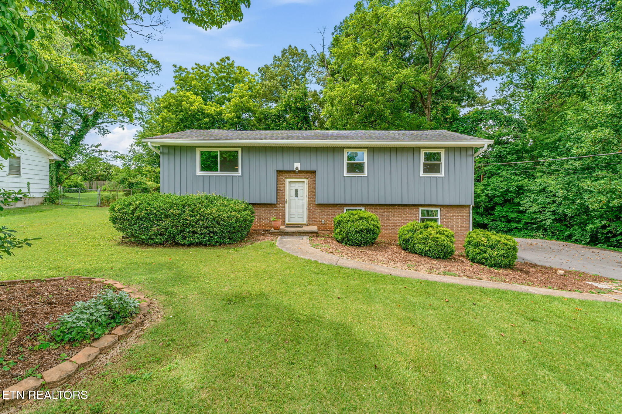 8301 Hunterhill Drive Knoxville TN 37923