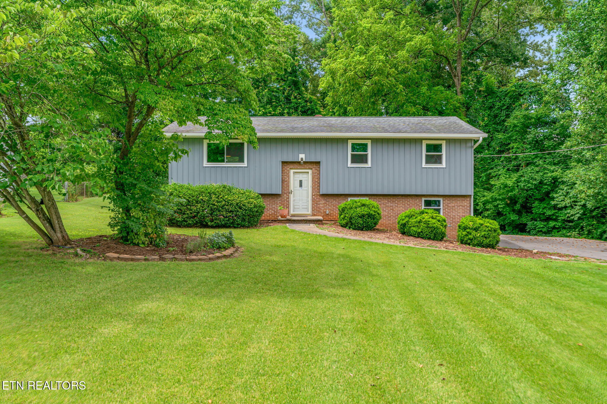8301 Hunterhill Drive Knoxville TN 37923