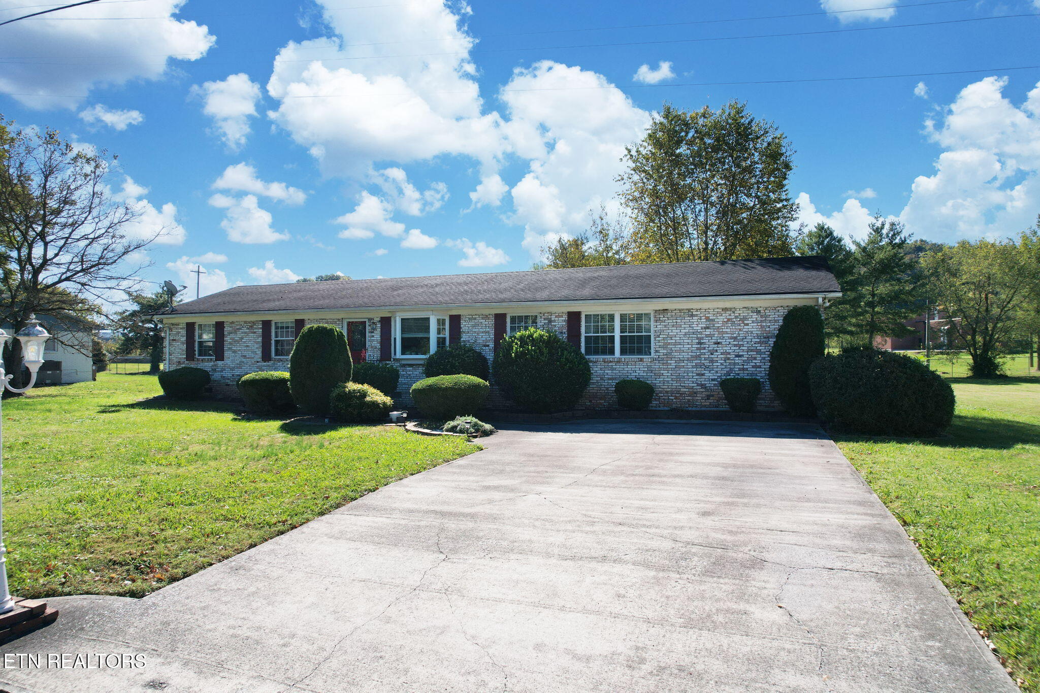 5920 Meadowland Drive Knoxville TN 37924