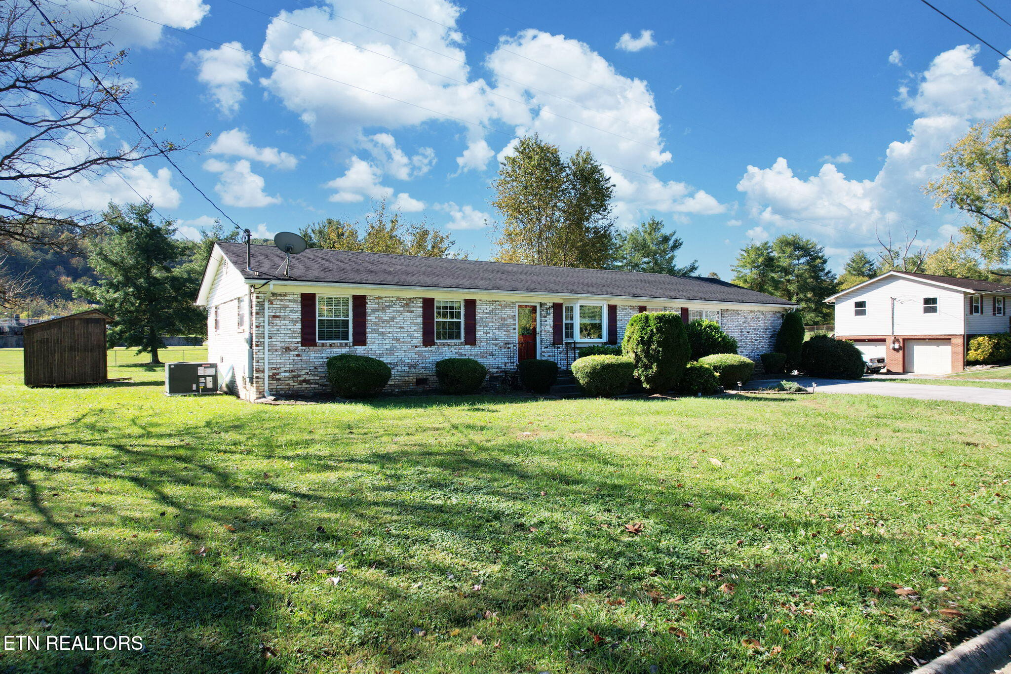 5920 Meadowland Drive Knoxville TN 37924