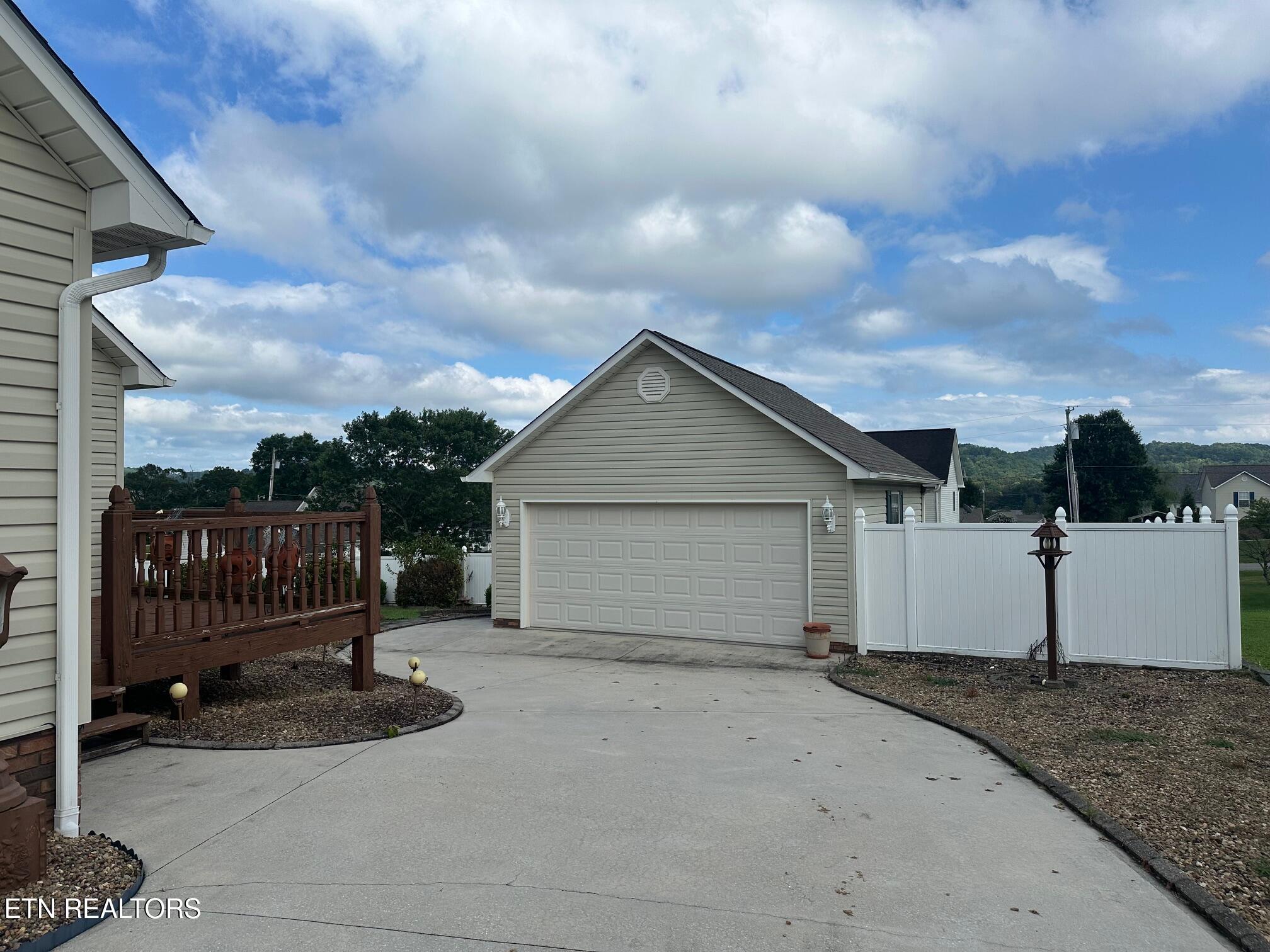 264 Cypress Lane Jacksboro TN 37757