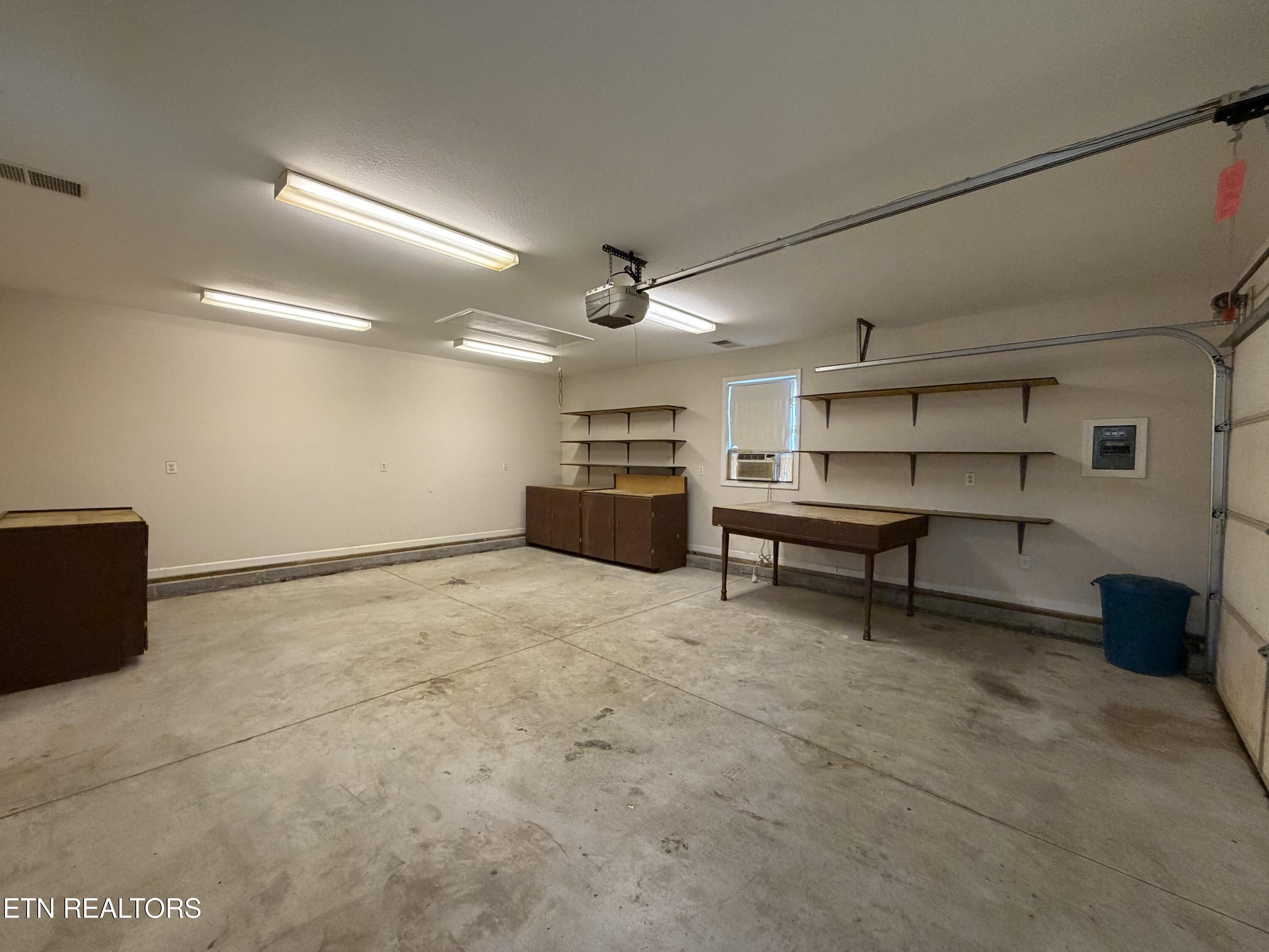 264 Cypress Lane Jacksboro TN 37757