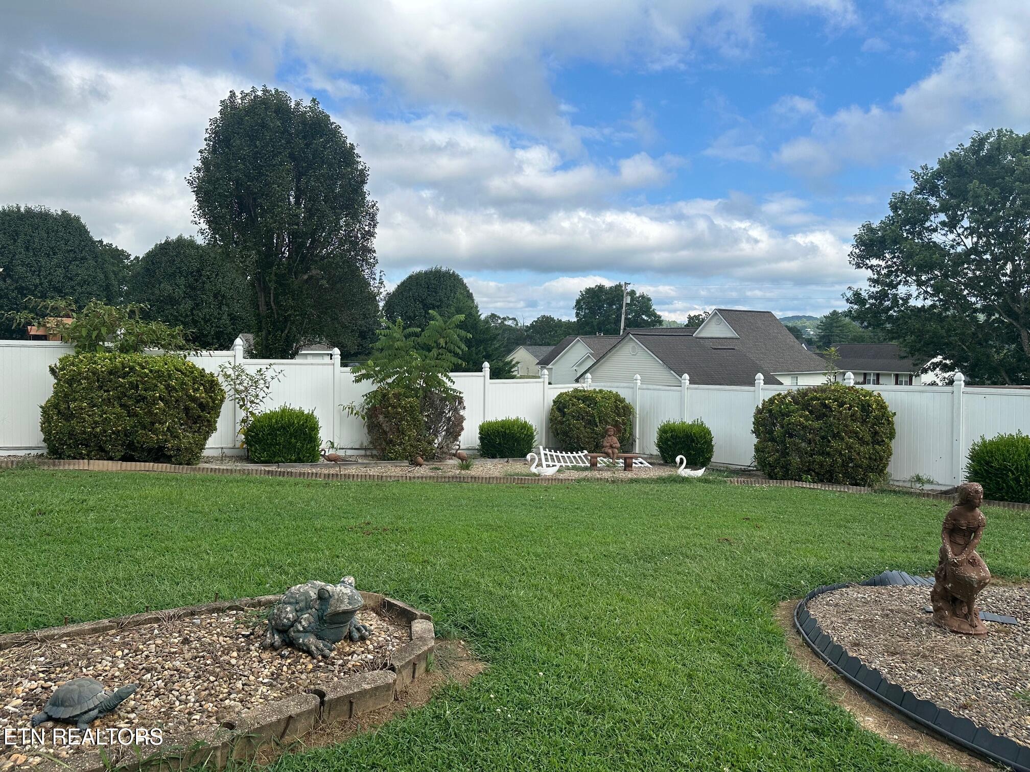 264 Cypress Lane Jacksboro TN 37757