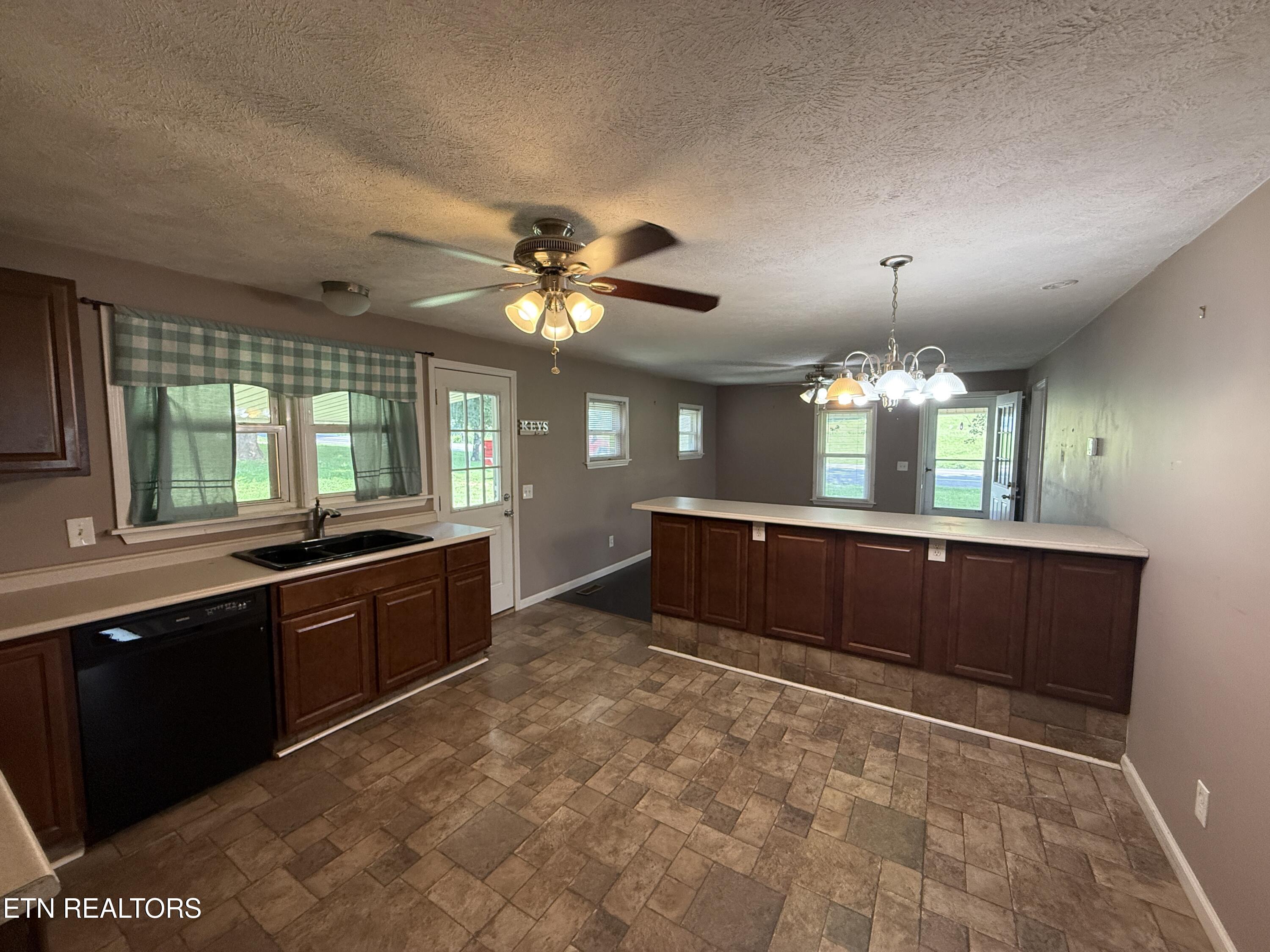 807 New Clear Branch Road Rocky Top TN 37769