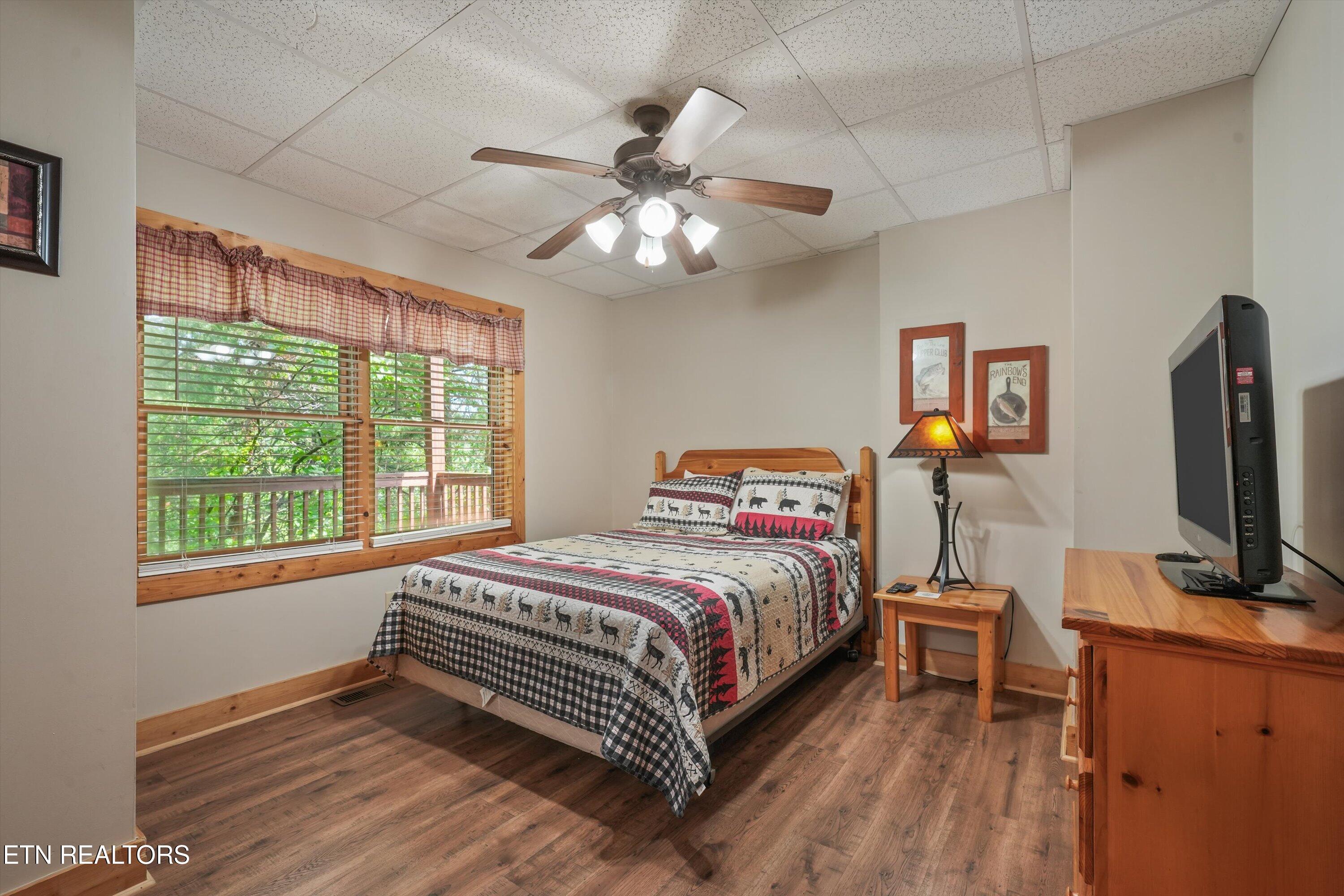 3208 White Falcon Way Pigeon Forge TN 37863