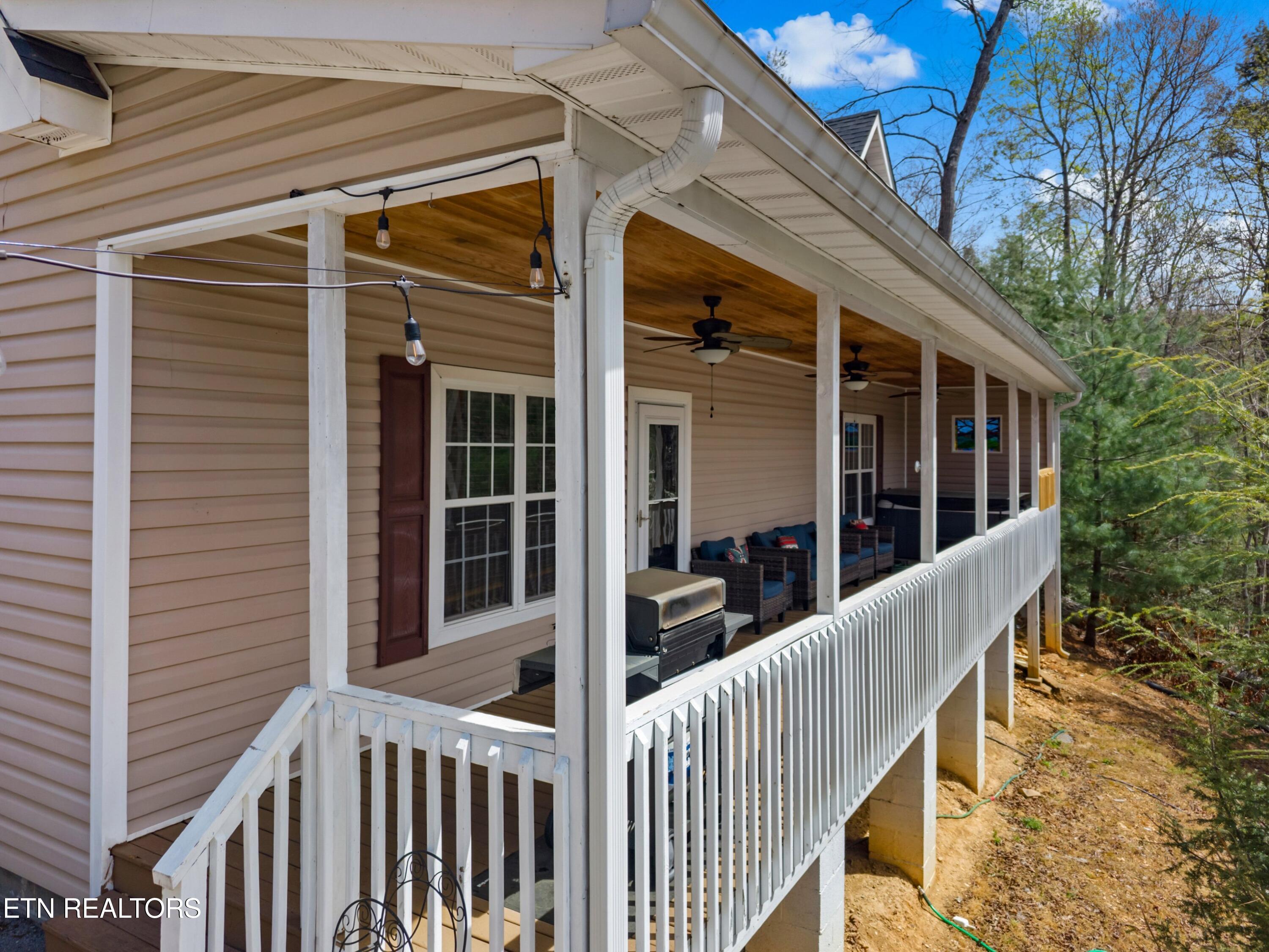 2129 Duck Pond Lane Sevierville TN 37876