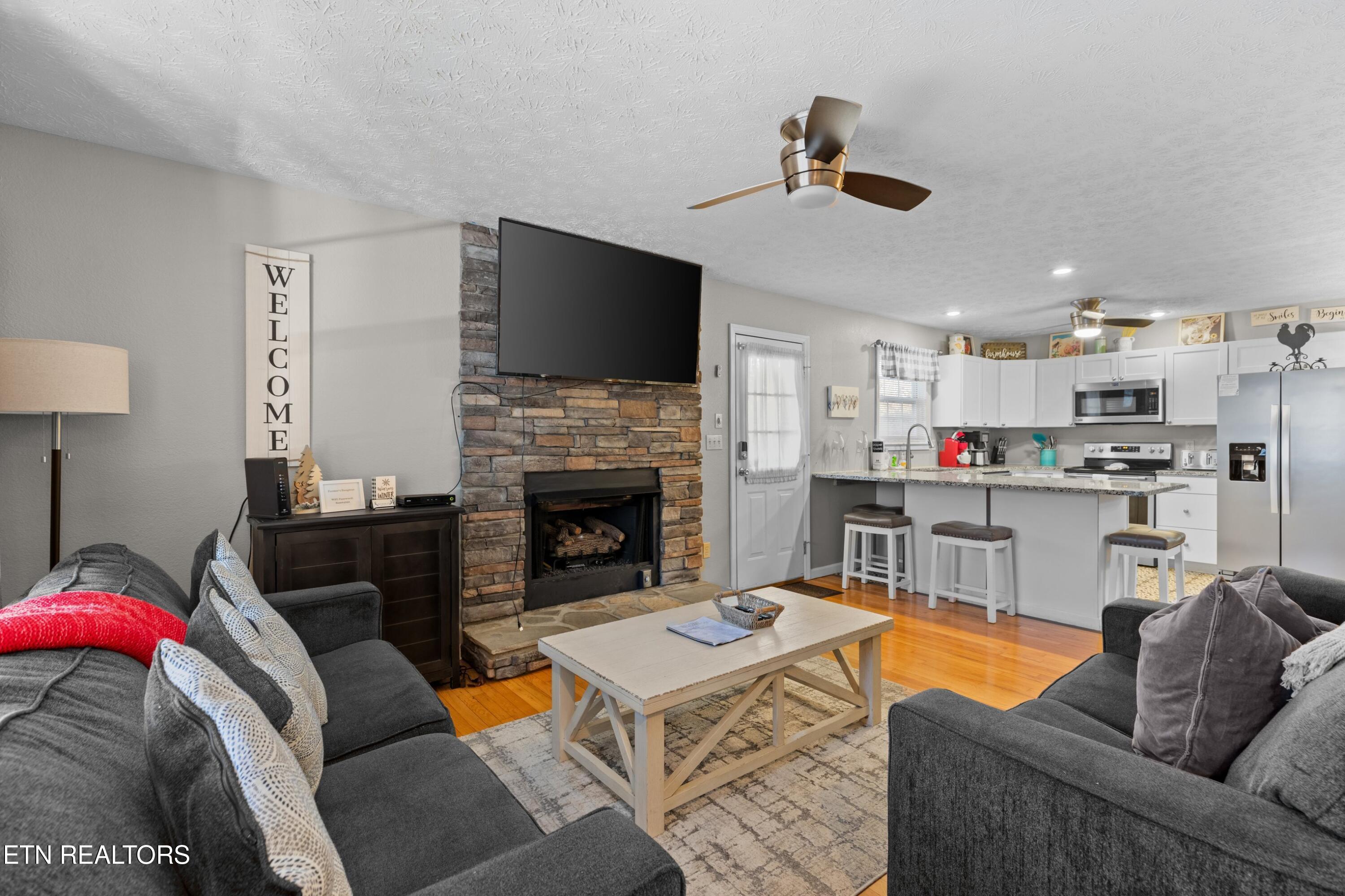 2129 Duck Pond Lane Sevierville TN 37876