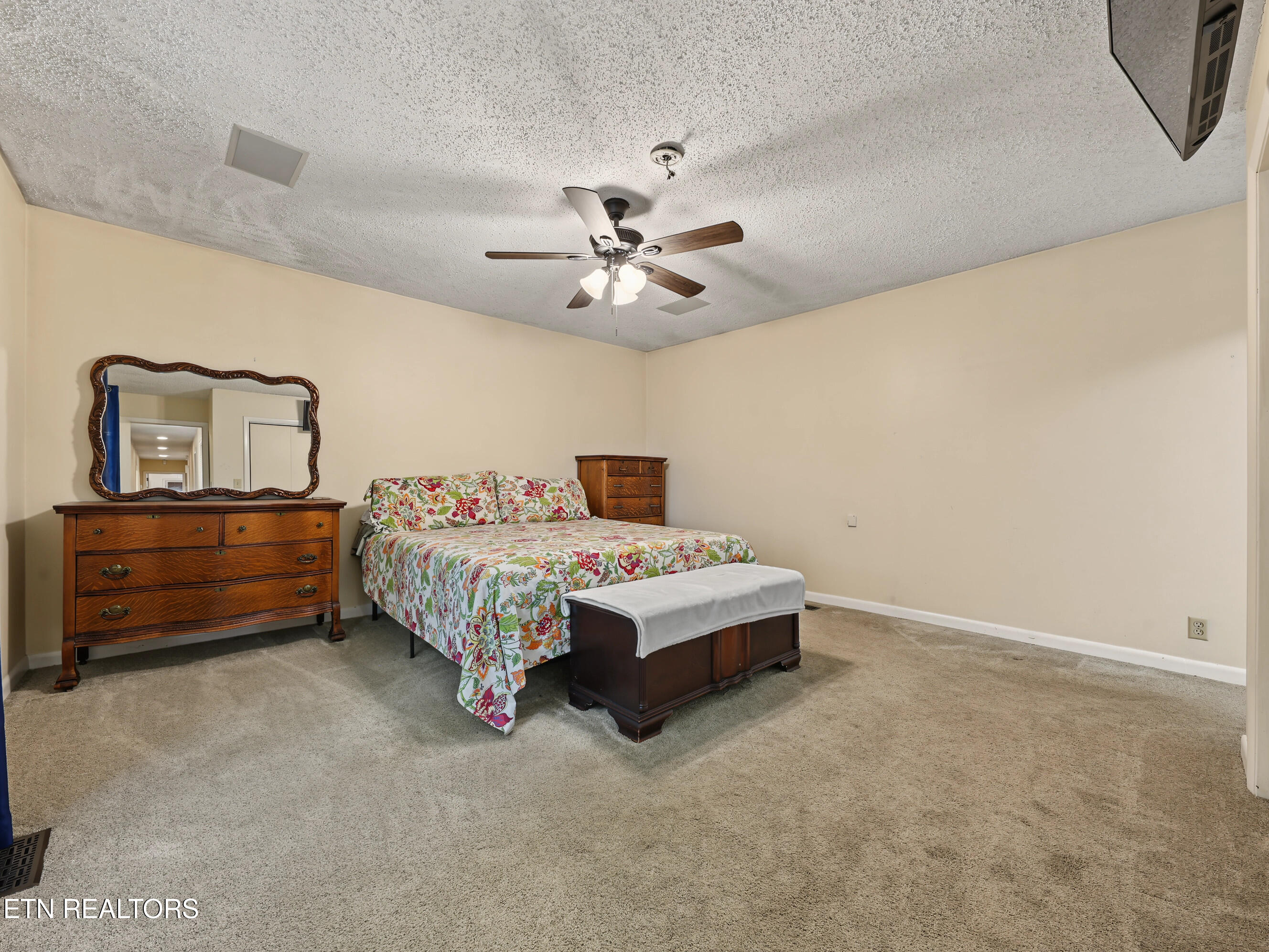 137 Chamberlain Boulevard Knoxville TN 37920