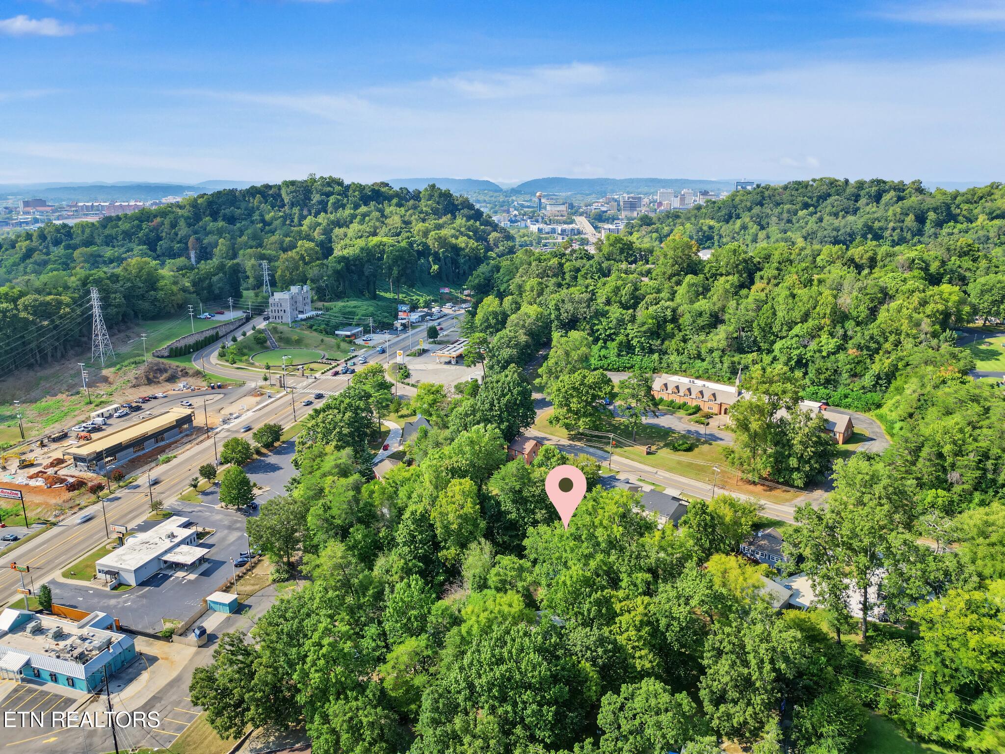 137 Chamberlain Boulevard Knoxville TN 37920