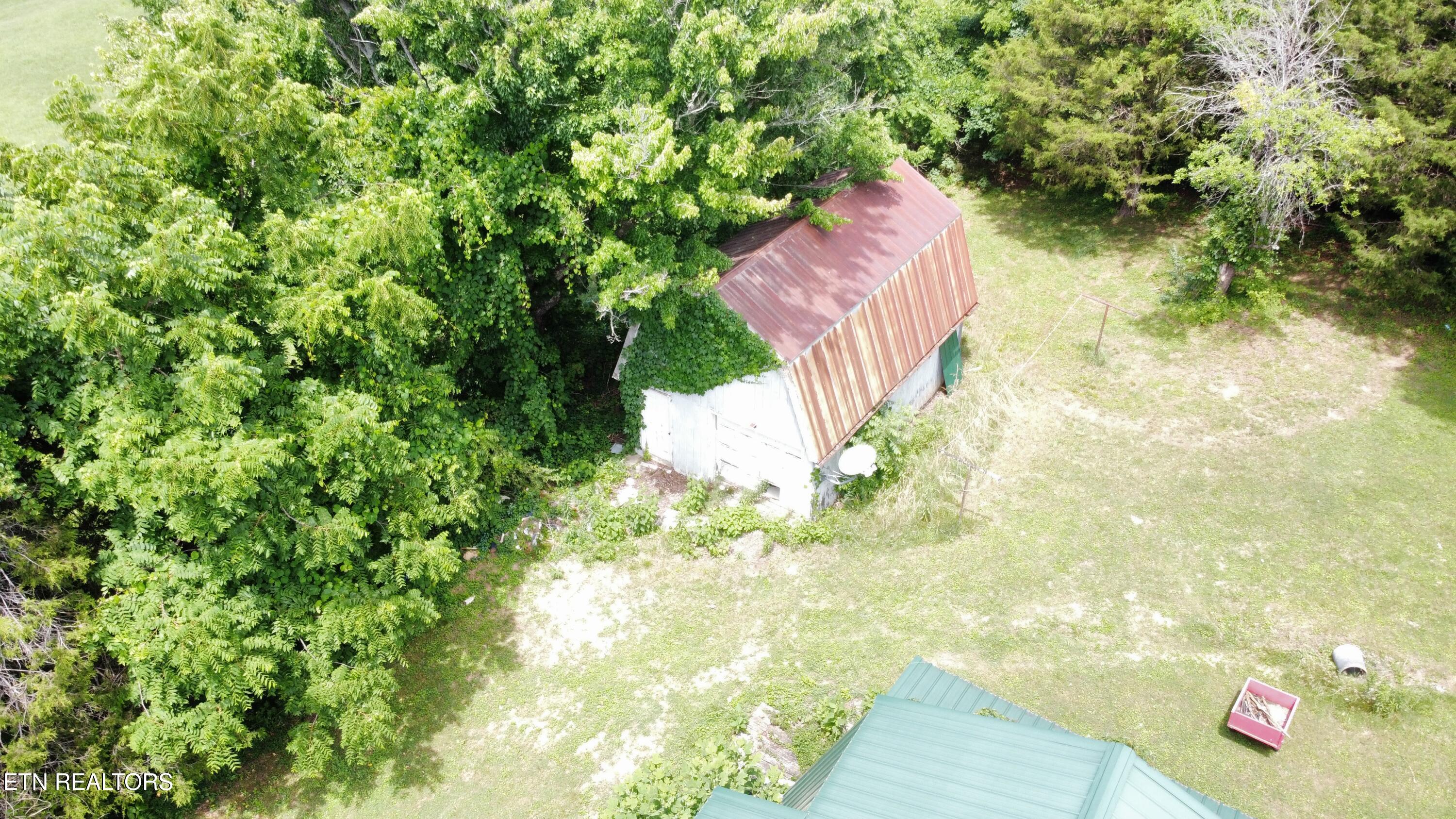 339 Dividing Ridge Road Speedwell TN 37870
