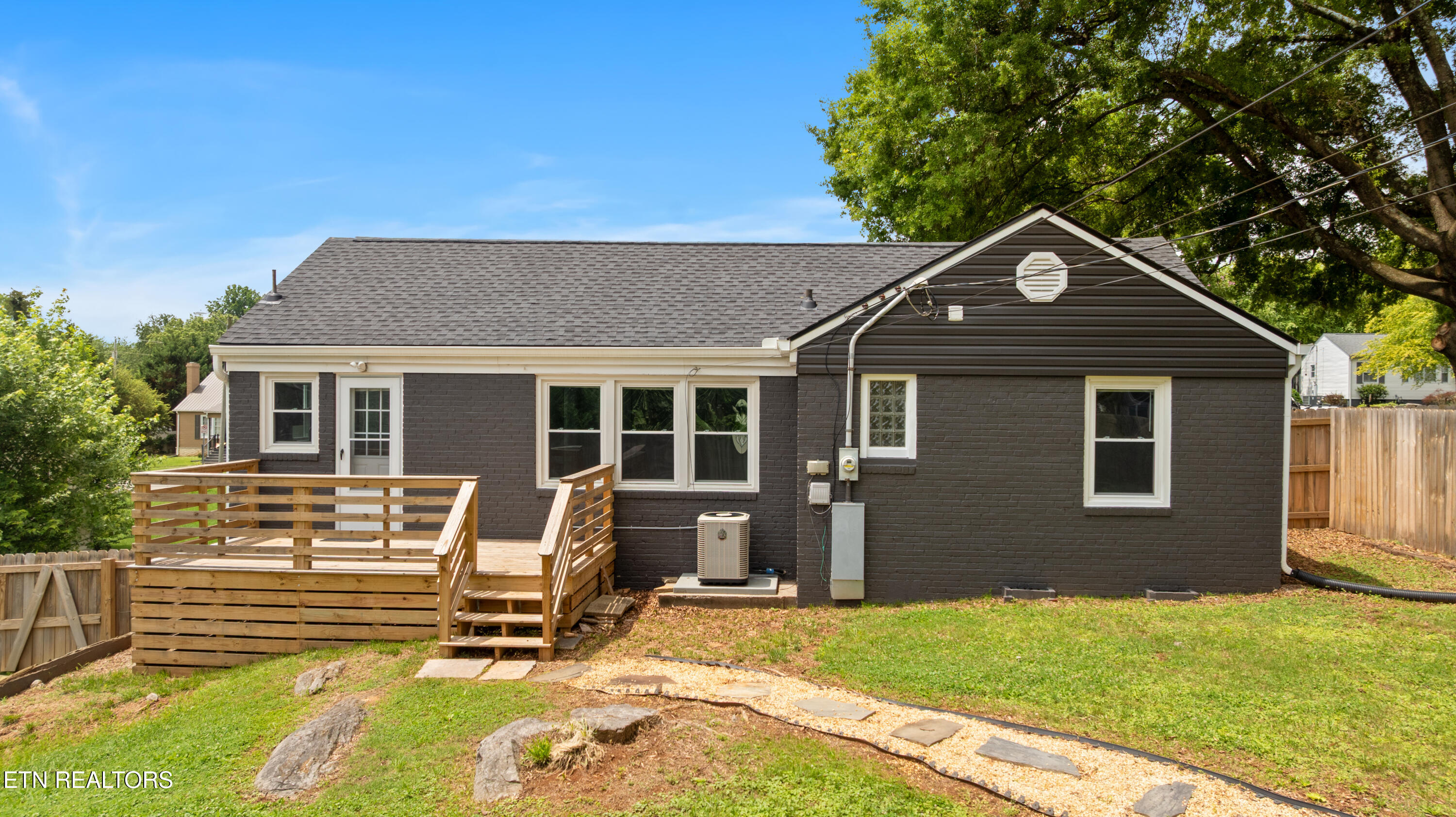 210 Juniper Avenue Alcoa TN 37701