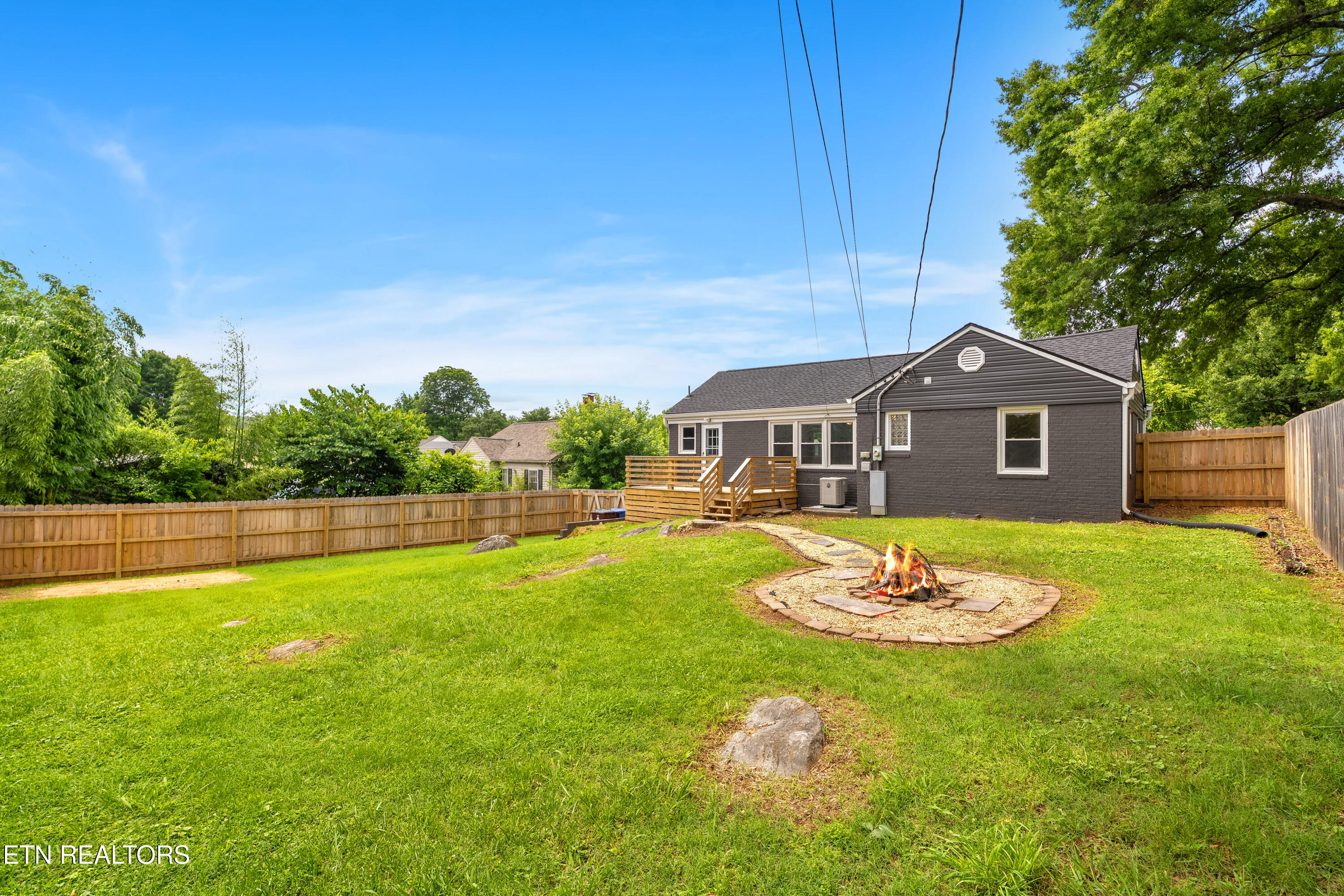 210 Juniper Avenue Alcoa TN 37701