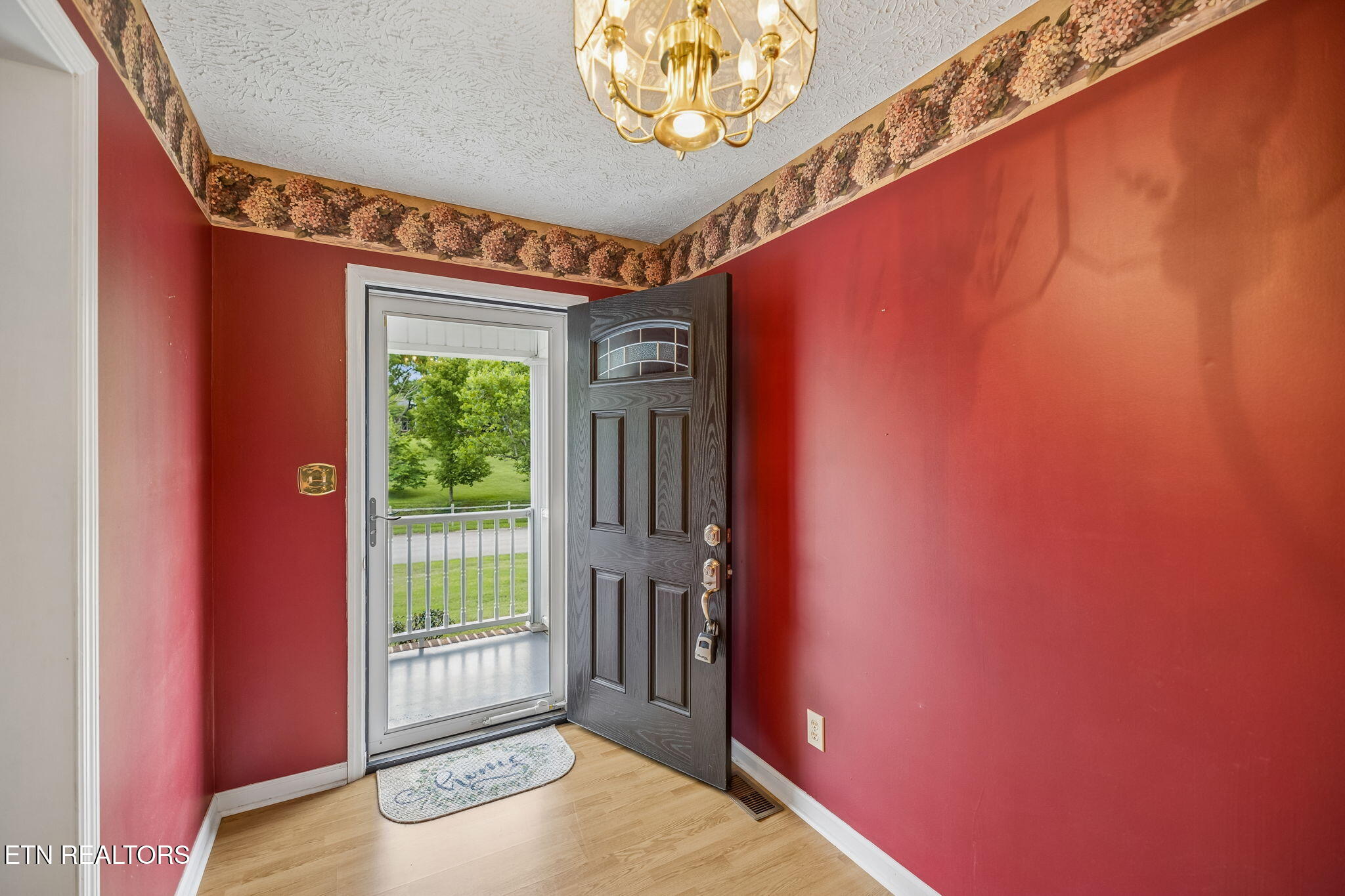 2117 S Belmont Drive Maryville TN 37804