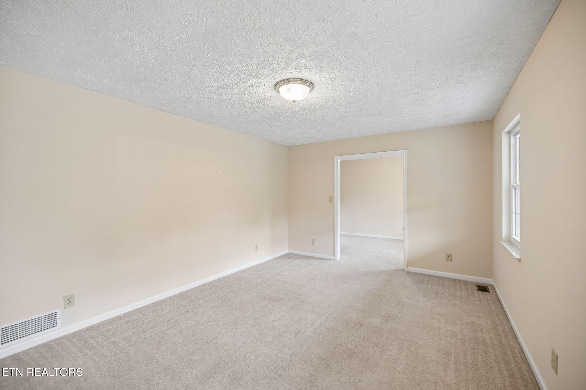2117 S Belmont Drive Maryville TN 37804