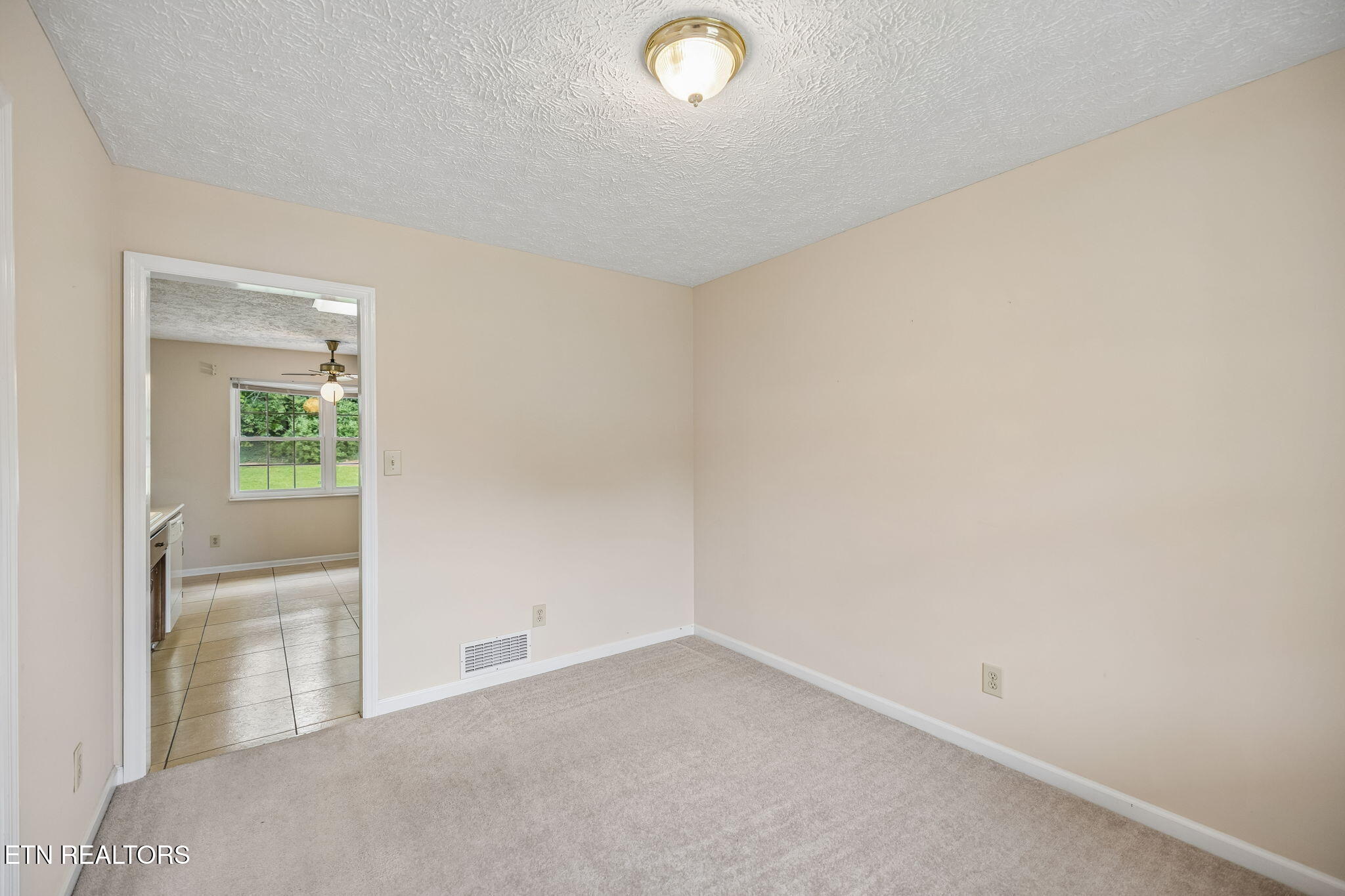 2117 S Belmont Drive Maryville TN 37804