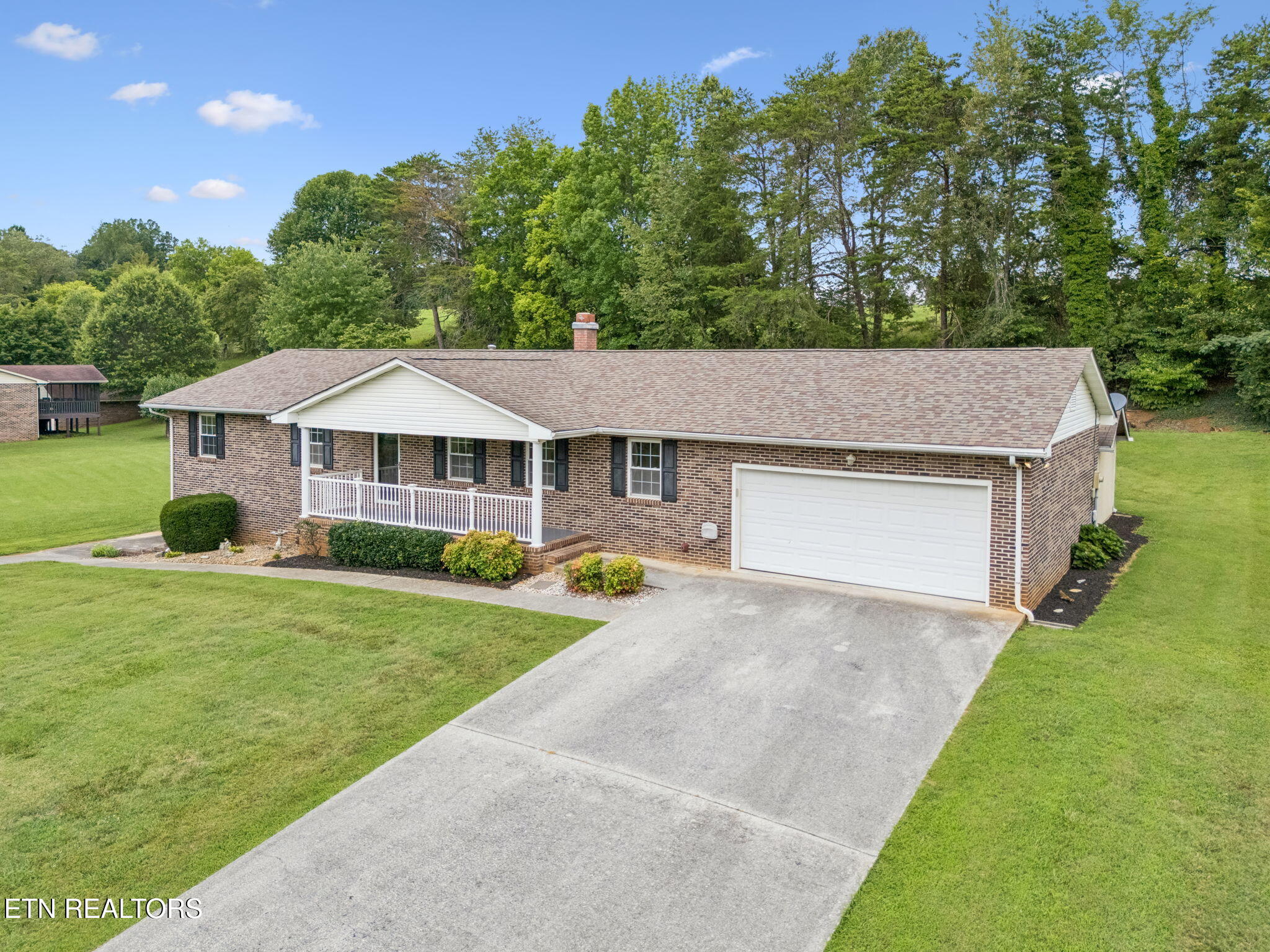 2117 S Belmont Drive Maryville TN 37804