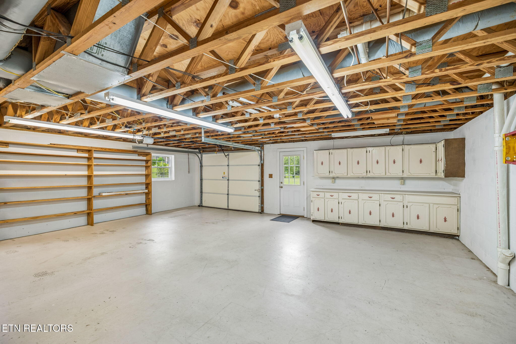2117 S Belmont Drive Maryville TN 37804