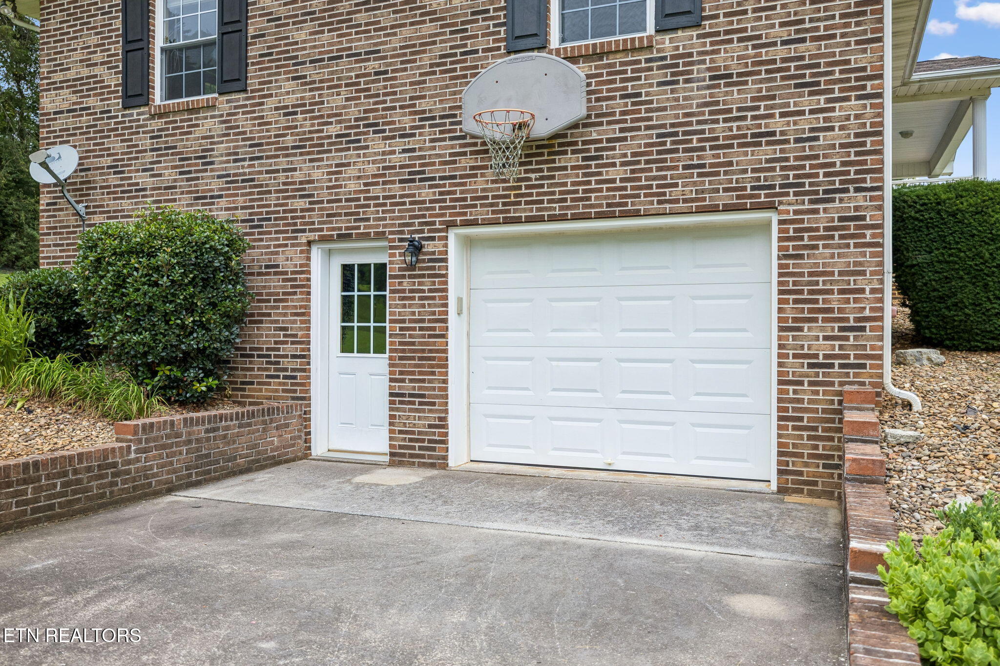 2117 S Belmont Drive Maryville TN 37804