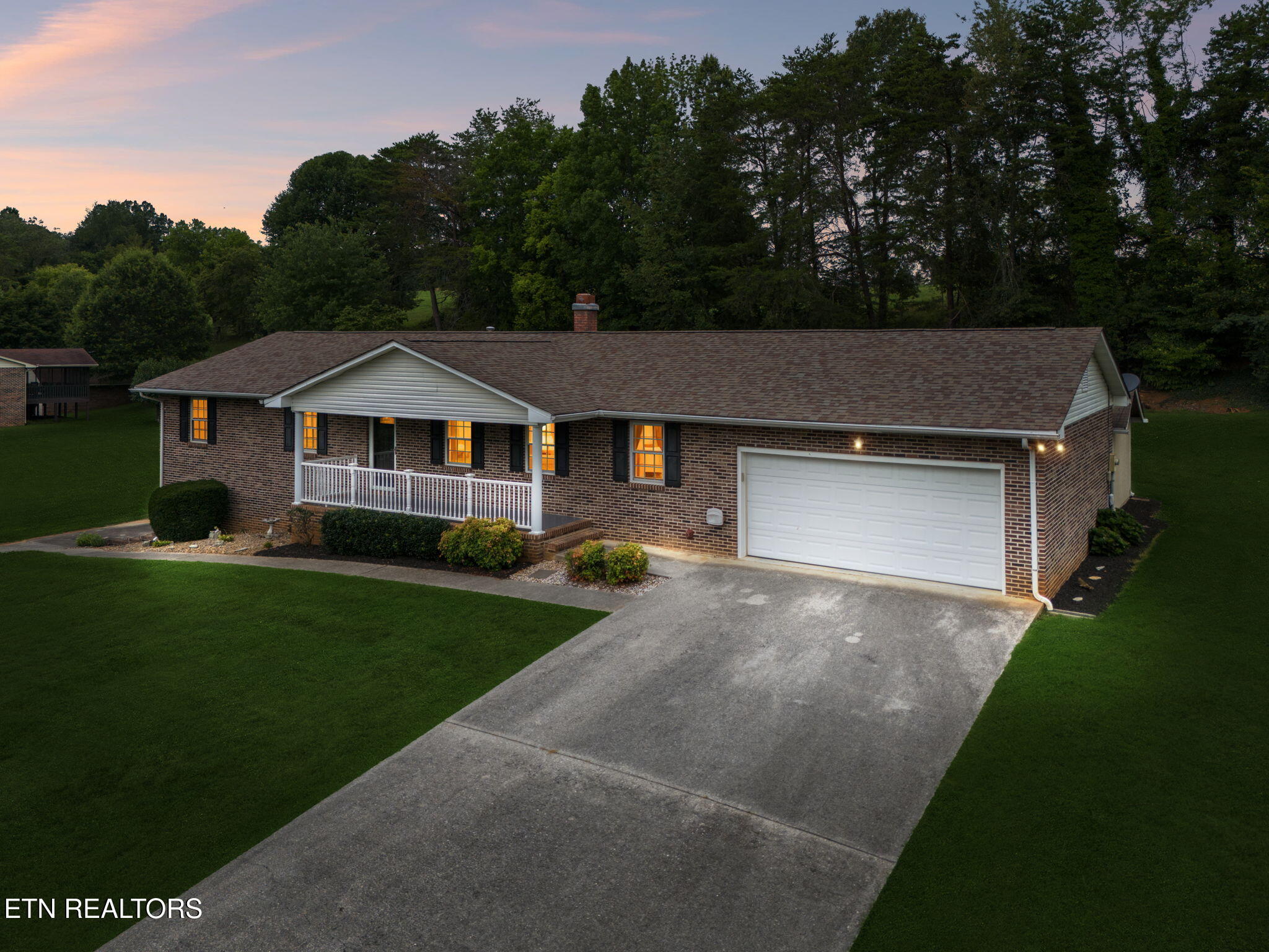2117 S Belmont Drive Maryville TN 37804