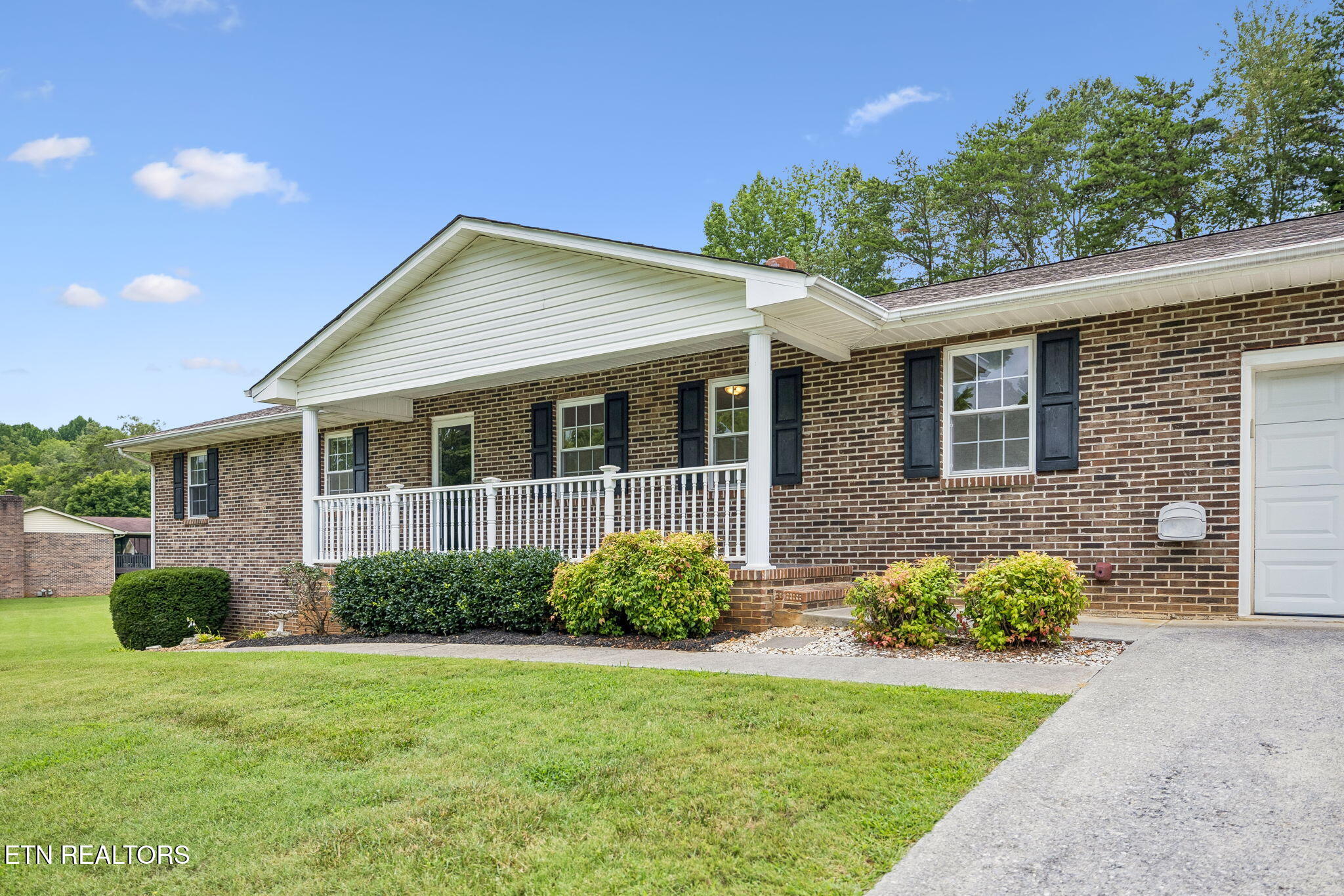 2117 S Belmont Drive Maryville TN 37804