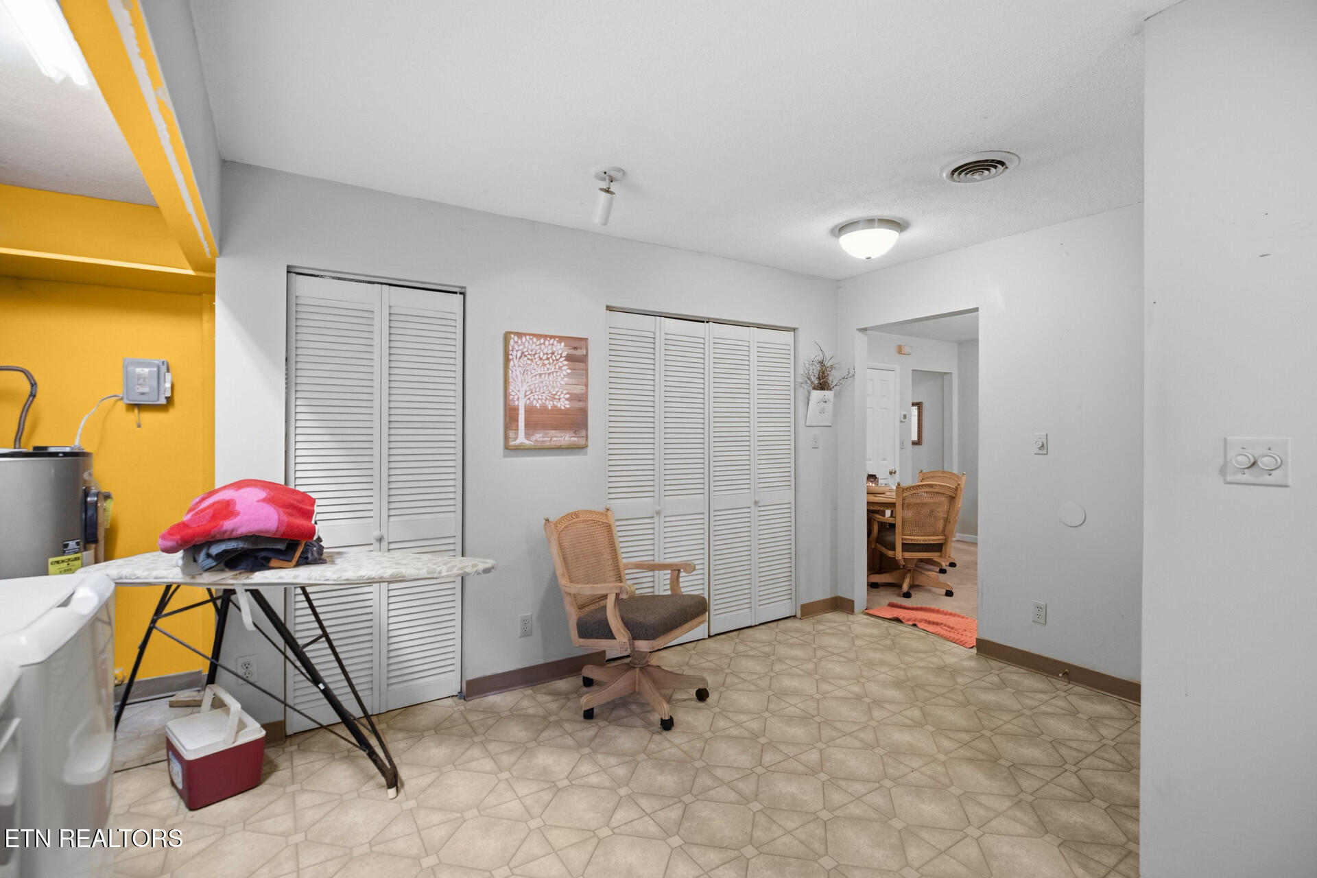 2537 Shaler Lane Knoxville TN 37920