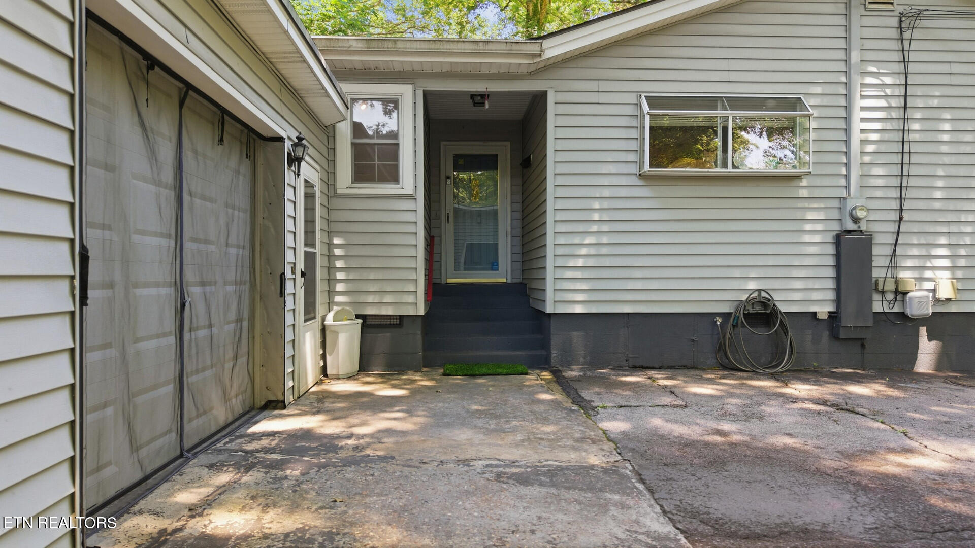 2537 Shaler Lane Knoxville TN 37920