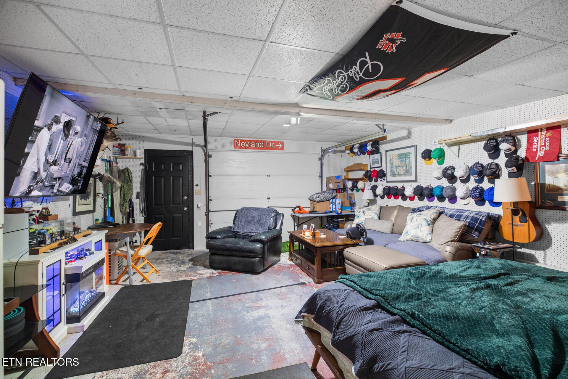 2537 Shaler Lane Knoxville TN 37920