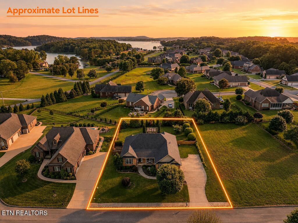 346 E Port Drive Lenoir City TN 37772