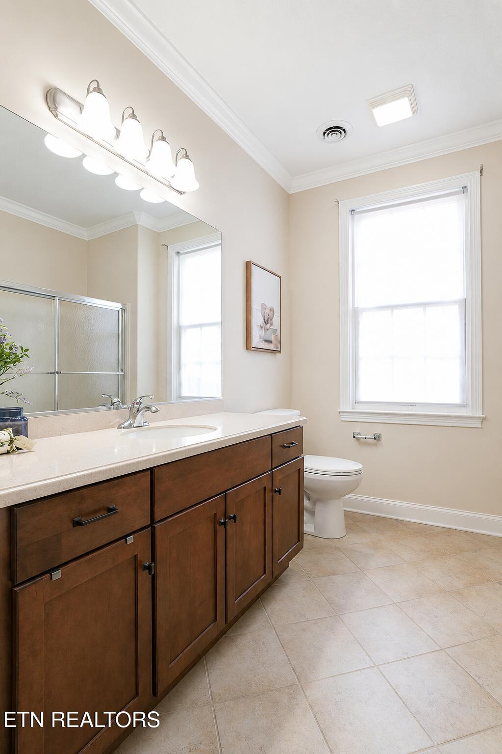 346 E Port Drive Lenoir City TN 37772