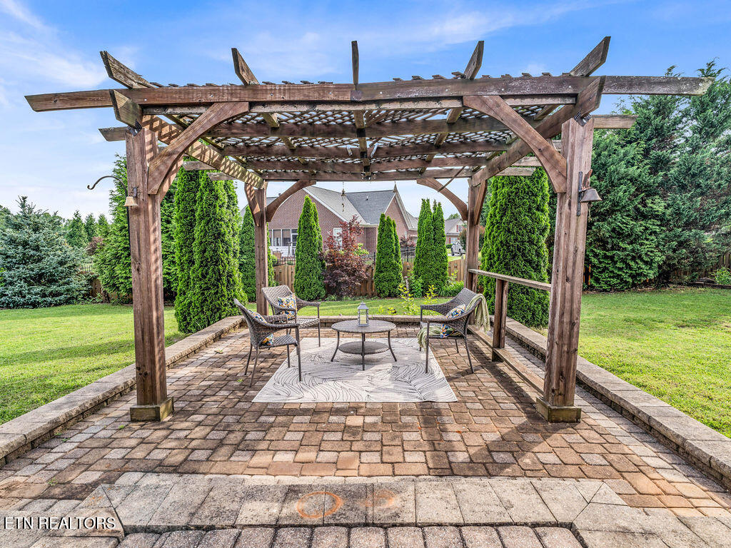 346 E Port Drive Lenoir City TN 37772