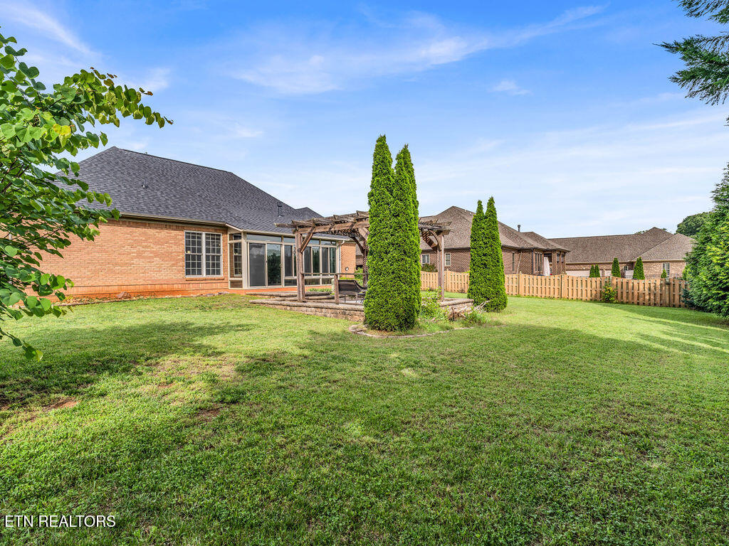 346 E Port Drive Lenoir City TN 37772