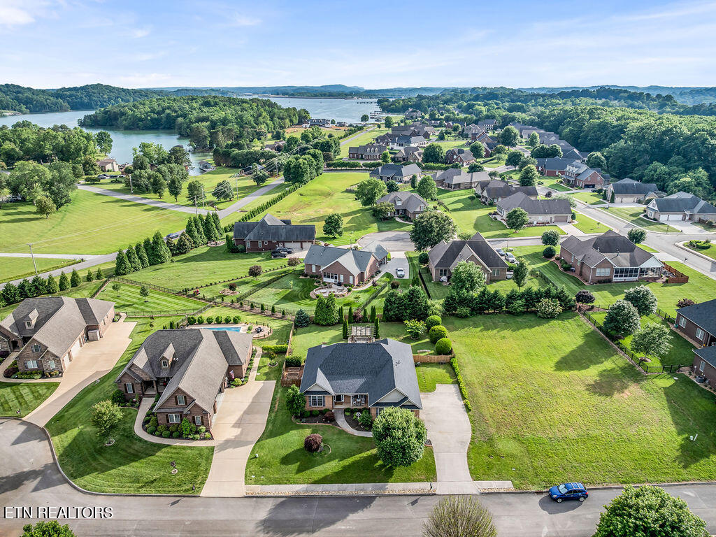 346 E Port Drive Lenoir City TN 37772