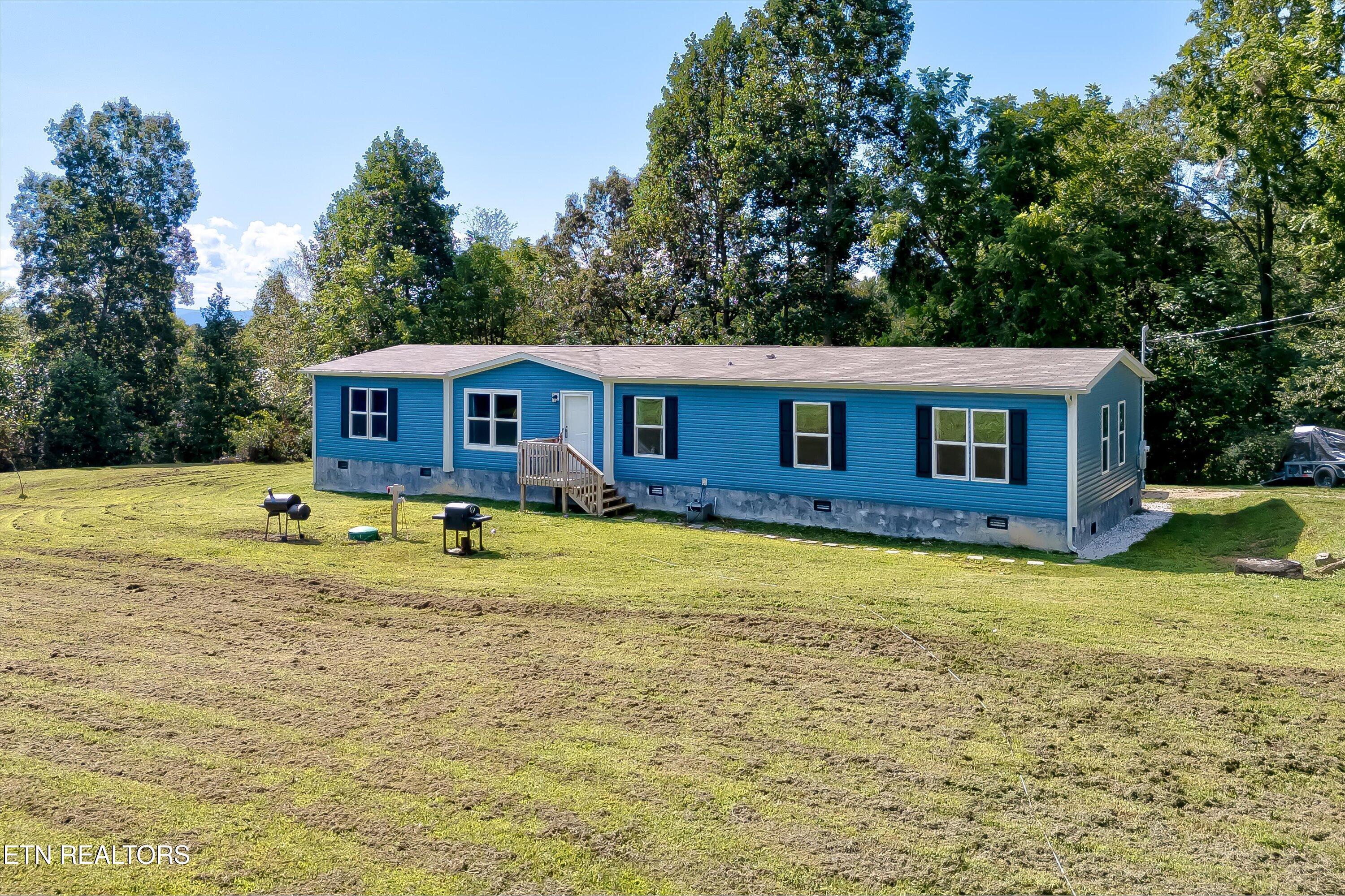 246 Nydeck Road Robbins TN 37852