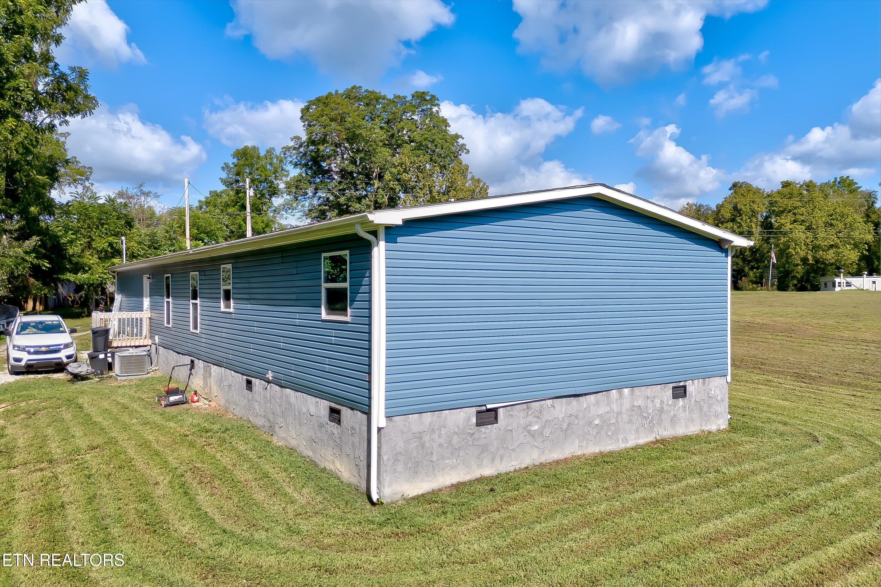 246 Nydeck Road Robbins TN 37852