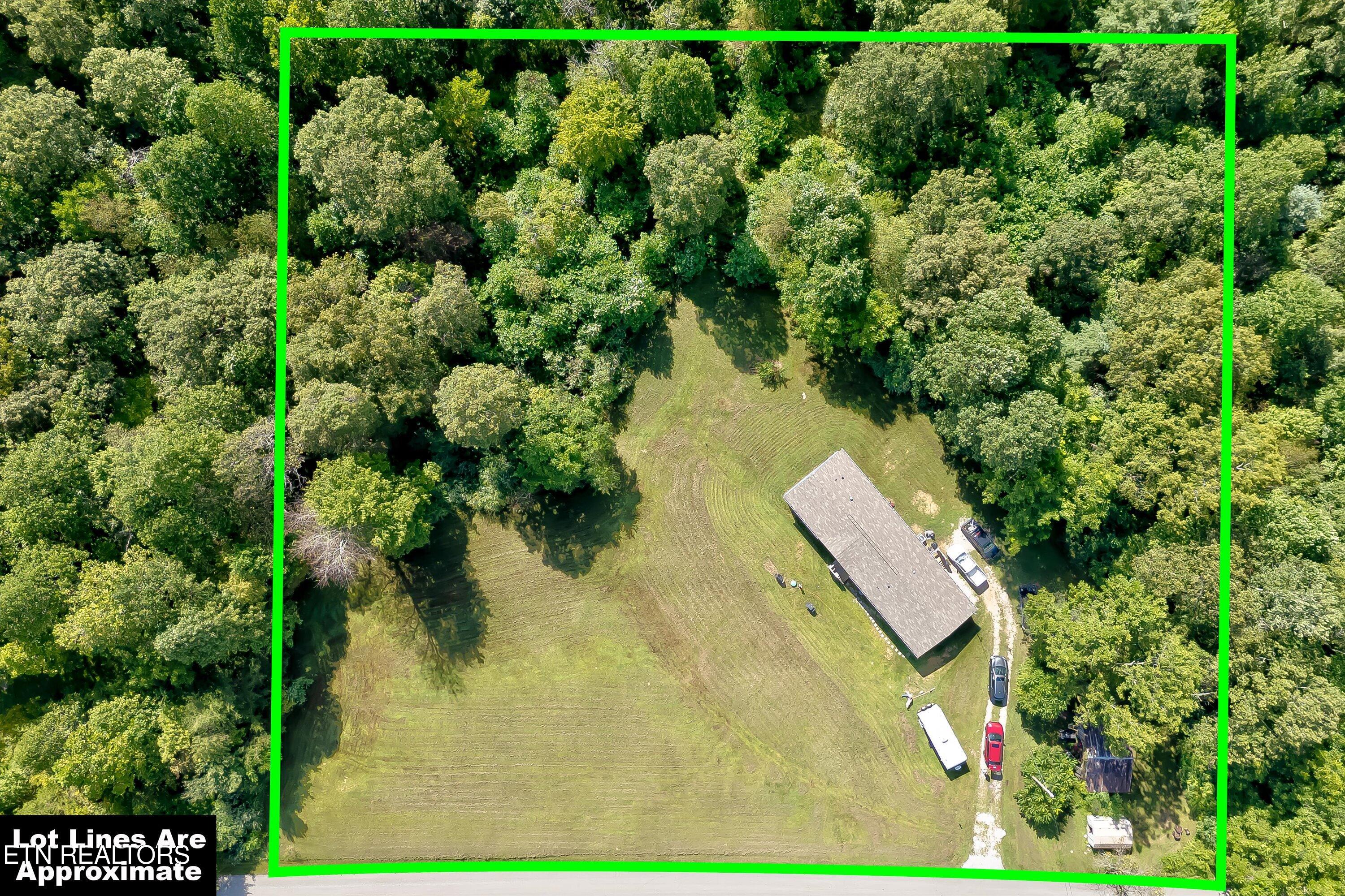 246 Nydeck Road Robbins TN 37852