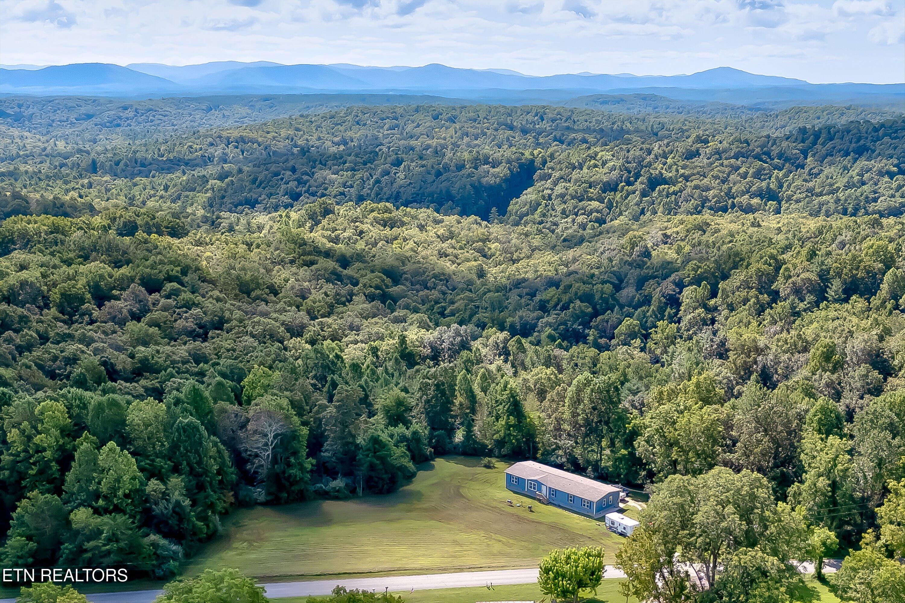 246 Nydeck Road Robbins TN 37852