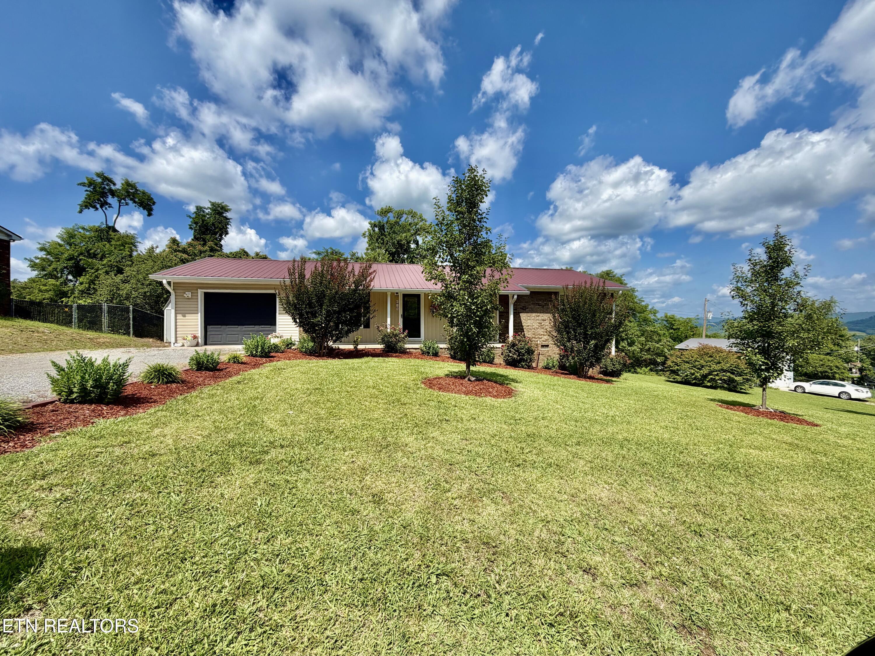 618 Essary Road Tazewell TN 37879