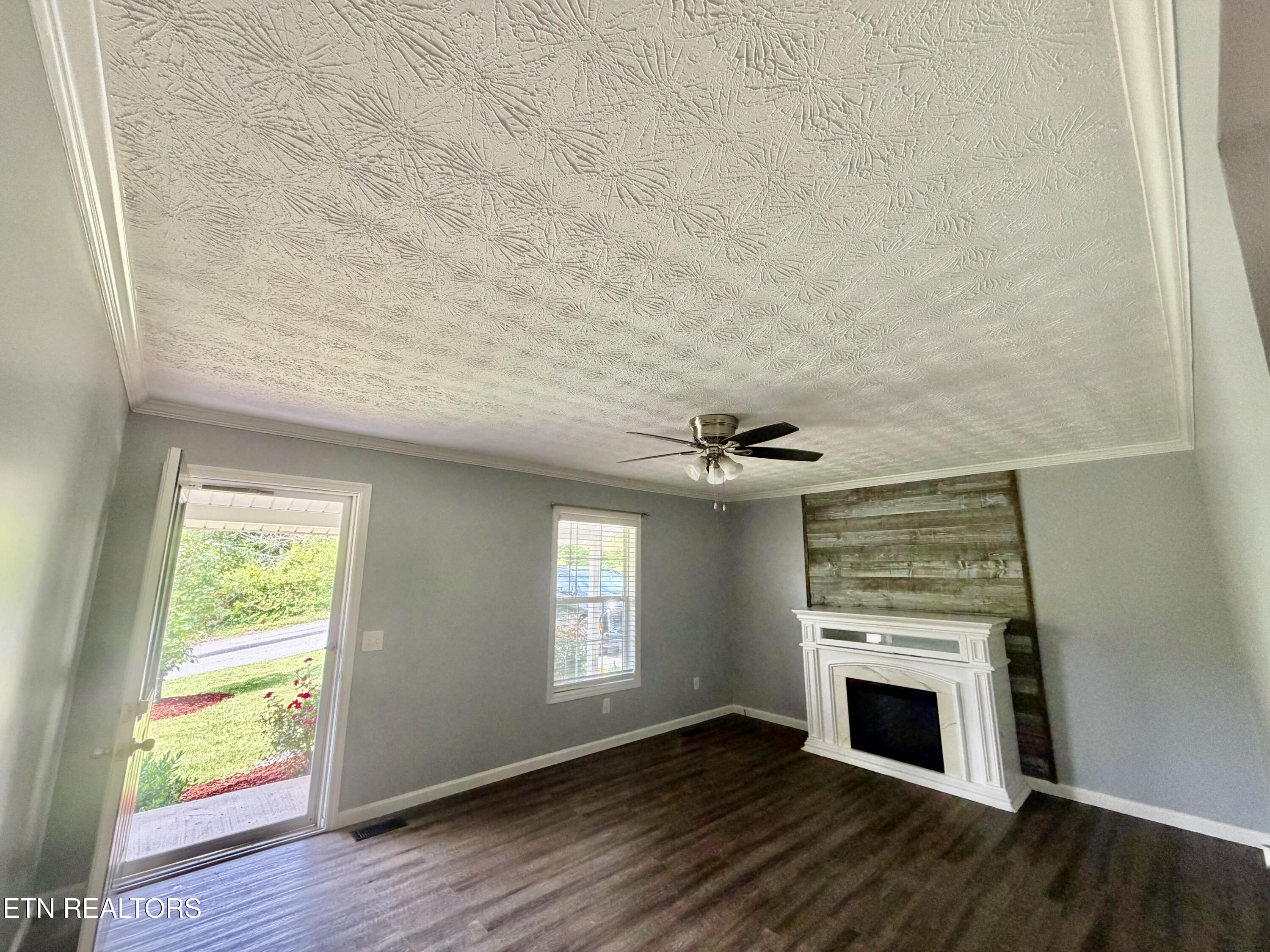 618 Essary Road Tazewell TN 37879
